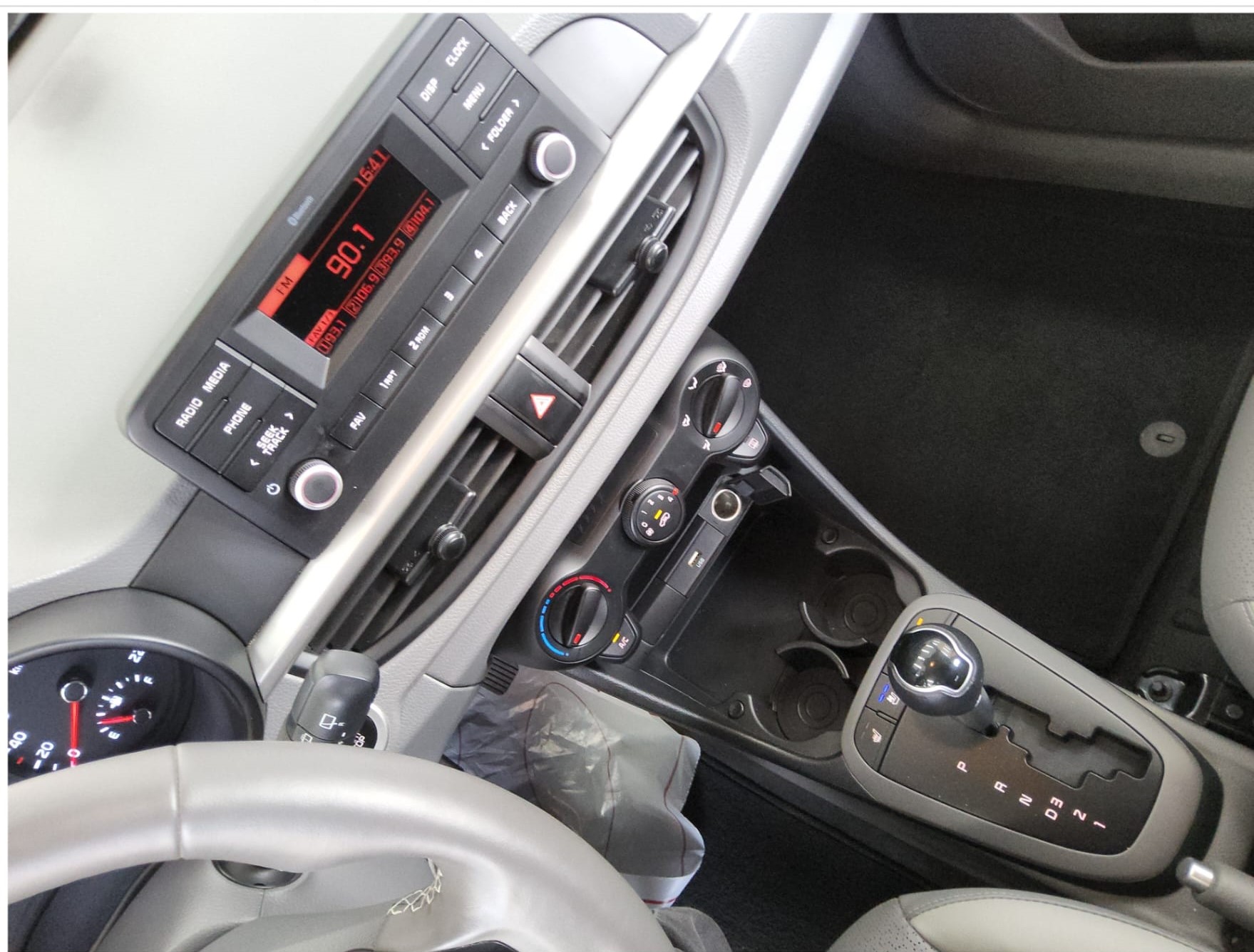 carros - KIA MORNING URBAN 2021 BLANCO GASOLINA 8