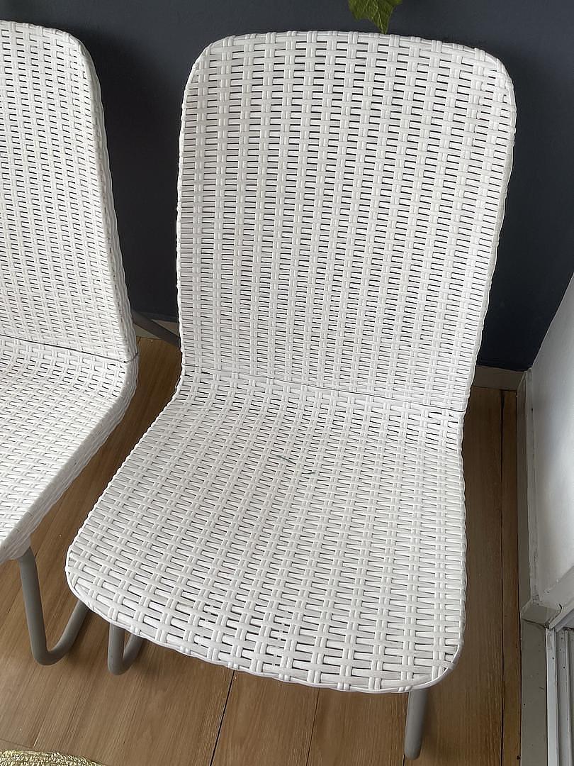 muebles y colchones - sillas blancas cada una 2500 1