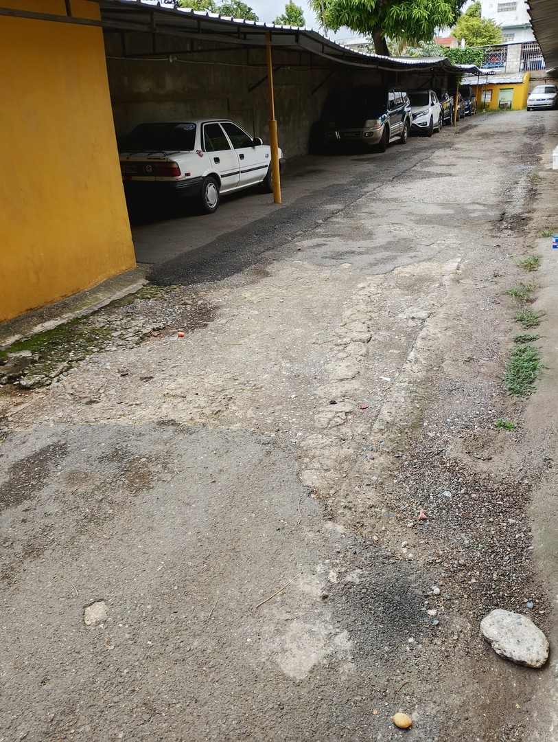 solares y terrenos - Se vende local comercial  3