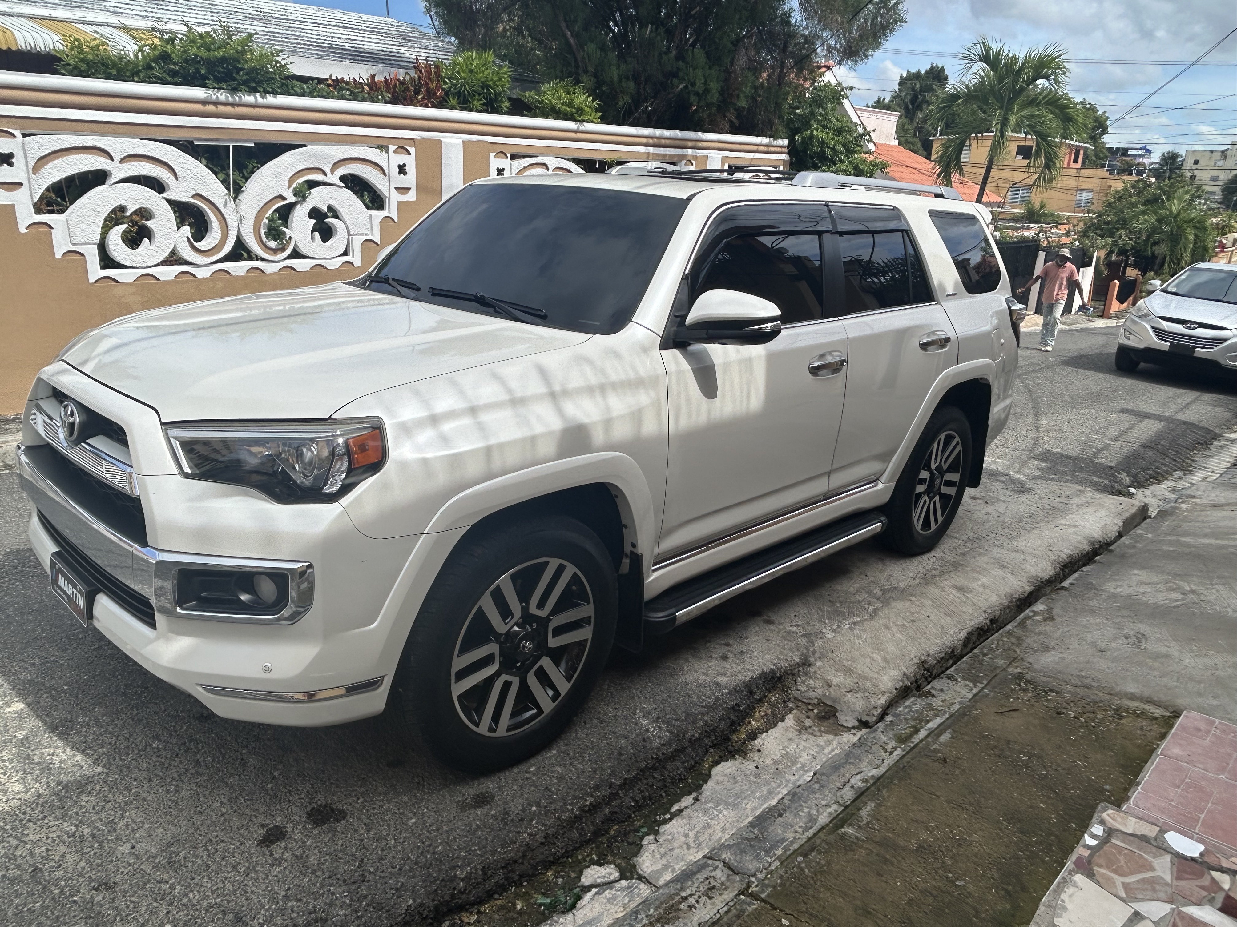 jeepetas y camionetas - Toyota 4runner 2016 versión americana  5