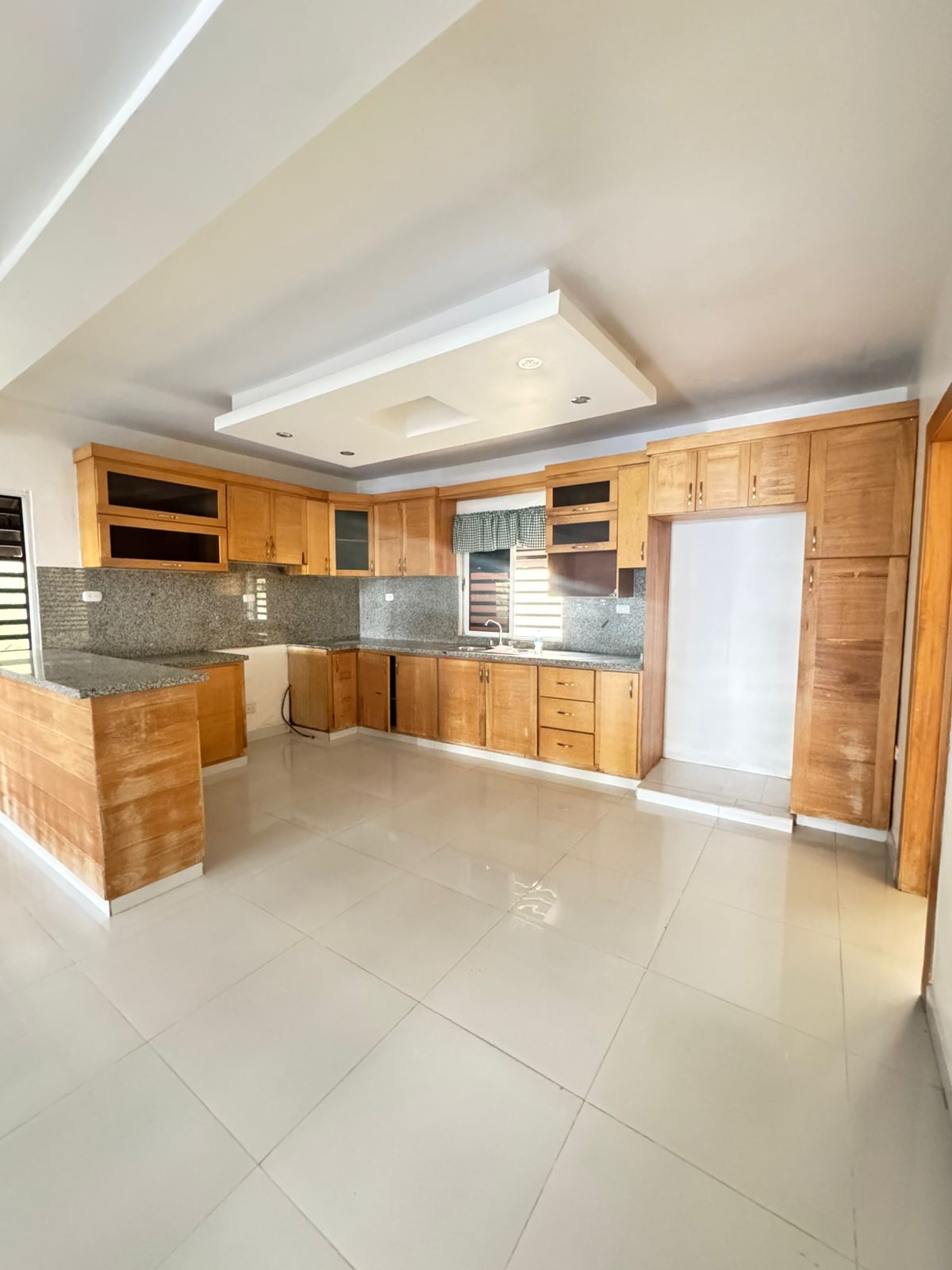 casas - 

Casa Moderna  + 3 Hab + Estudio | Brisa Oriental II, San Isidro
 4