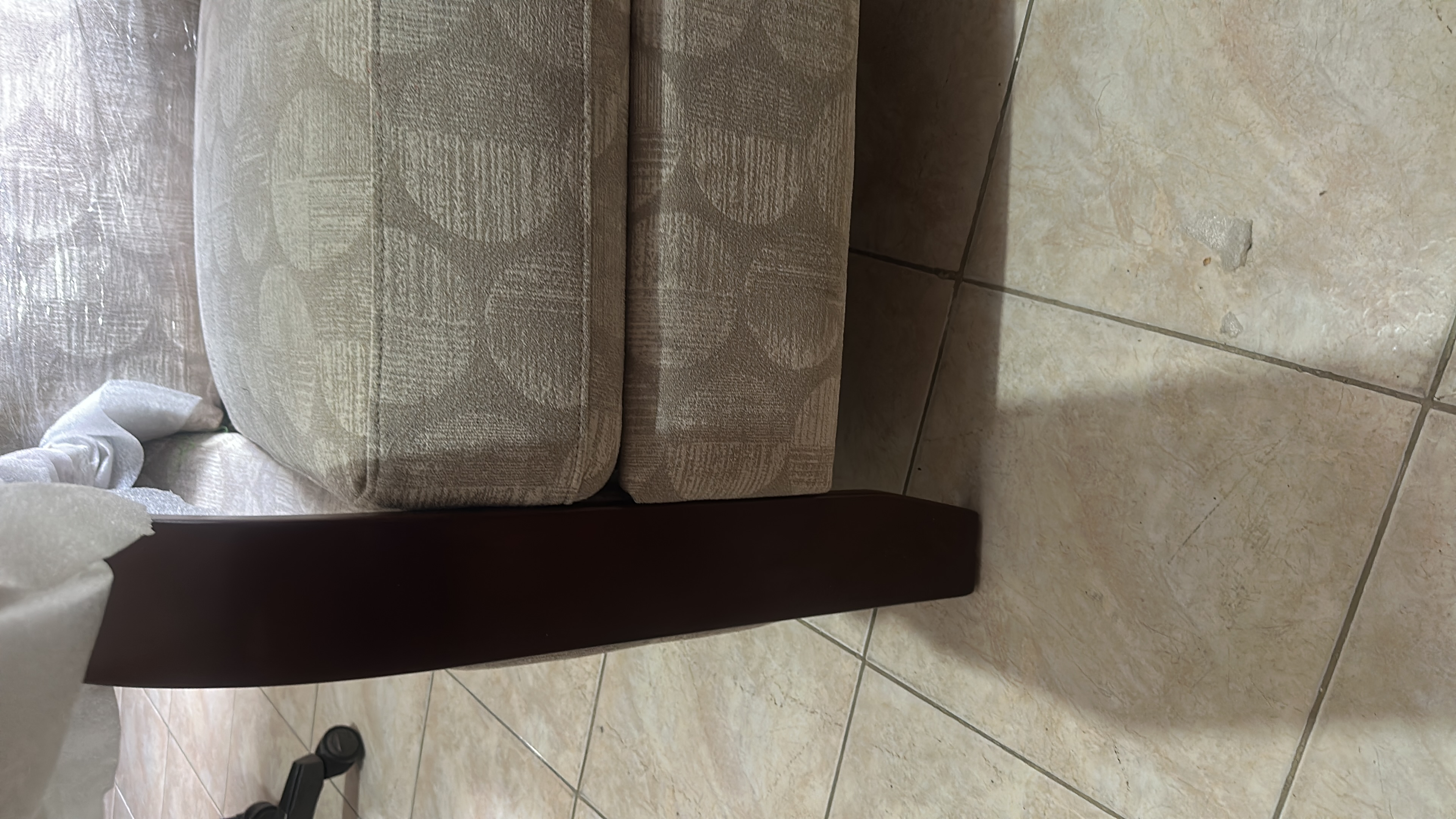 muebles y colchones - Mueble reclinable nuevo , le faltan las dos patas 