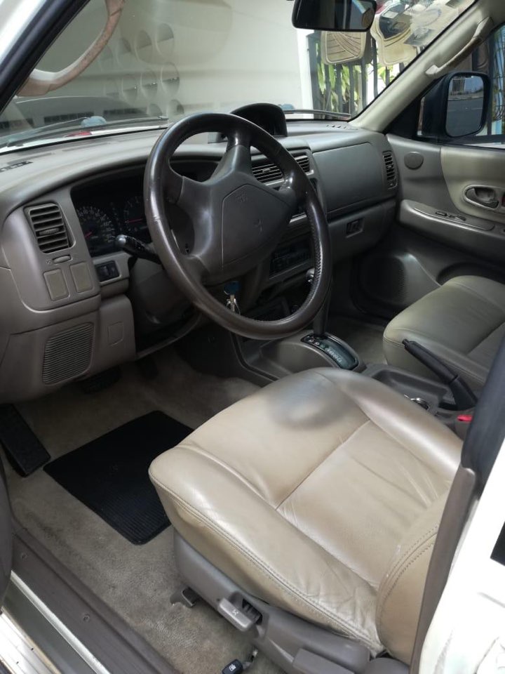 jeepetas y camionetas - Mitsubishi nativa 1999 5