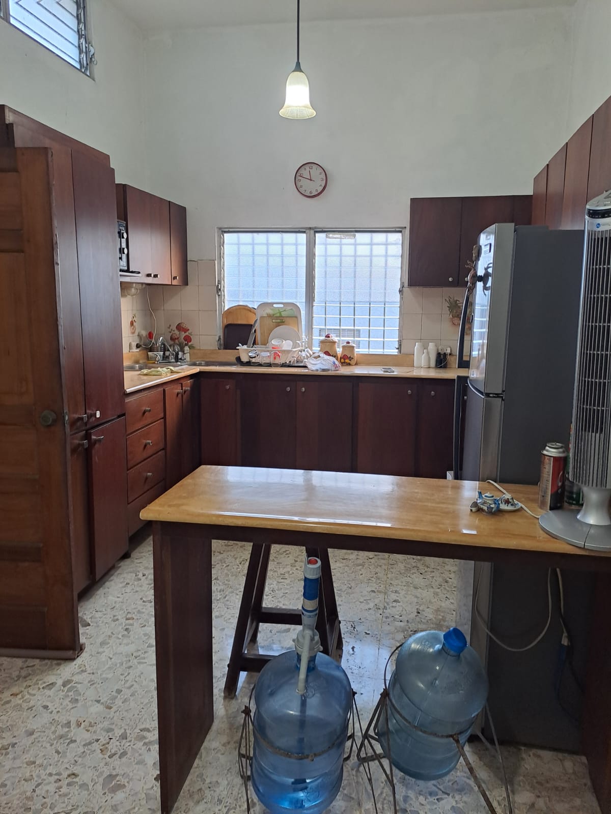 casas - CASA PARA DEMOLER O VIVIRLA EN EL VERGEL, 539 Mts. 4