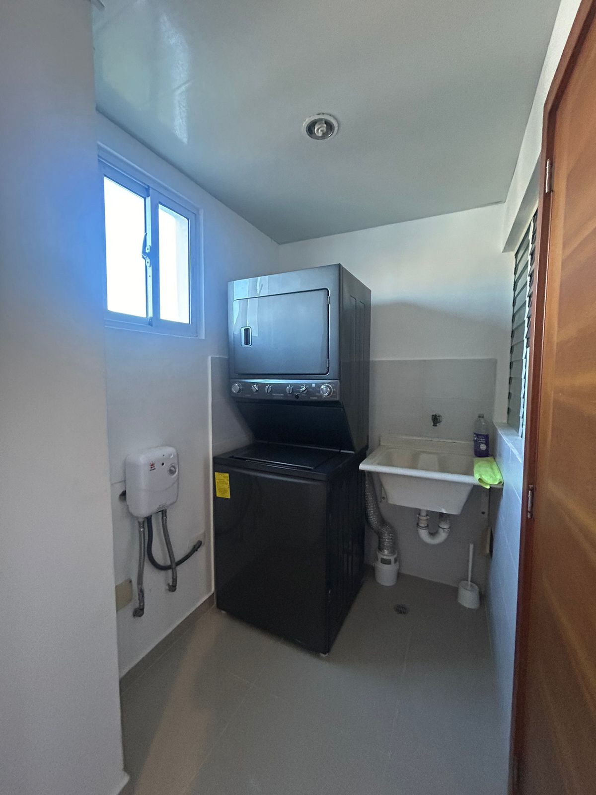 apartamentos - Ubicado en Gazcue  apartamento amueblado  2