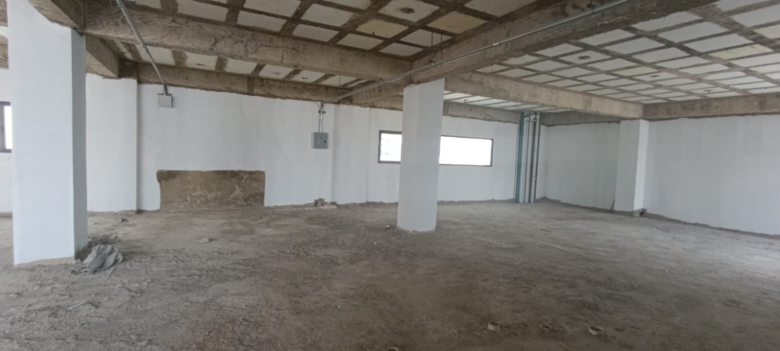 oficinas y locales comerciales - Mirador Sur, Amplio Local/Oficina con excelente vista 4
