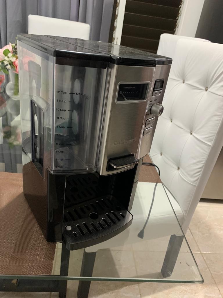 electrodomesticos -  Cafetera programable de 12 tazas 8