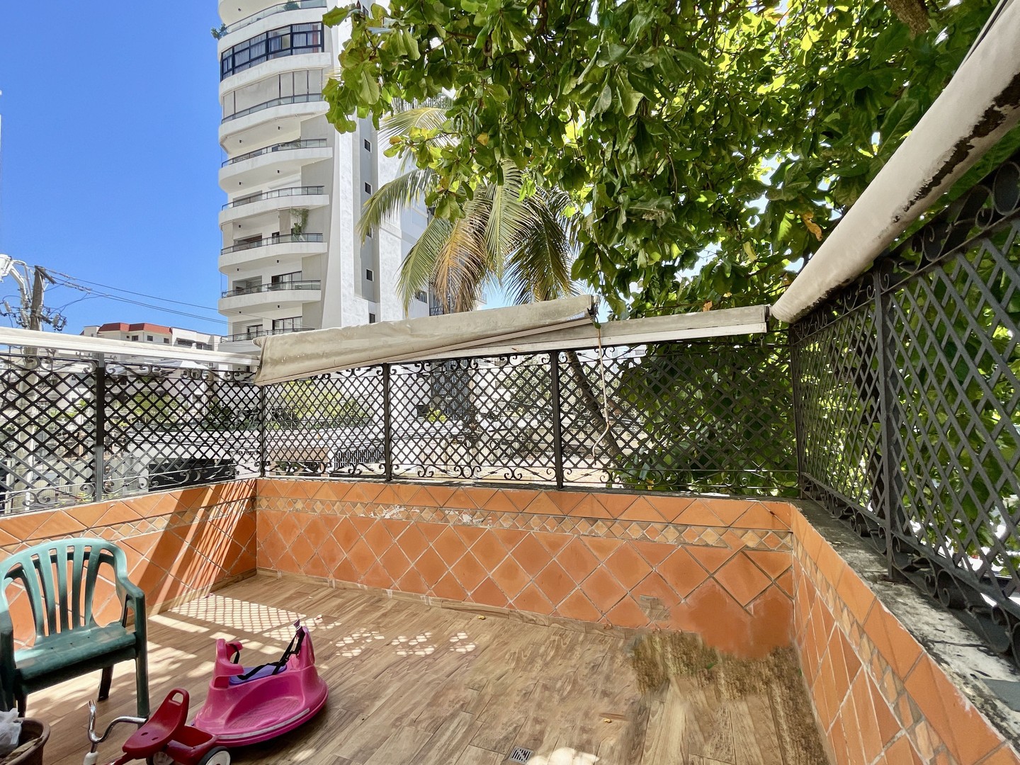 apartamentos - Apartamento en Venta en Ens. Paraíso Con Amplia Terraza Privada 7