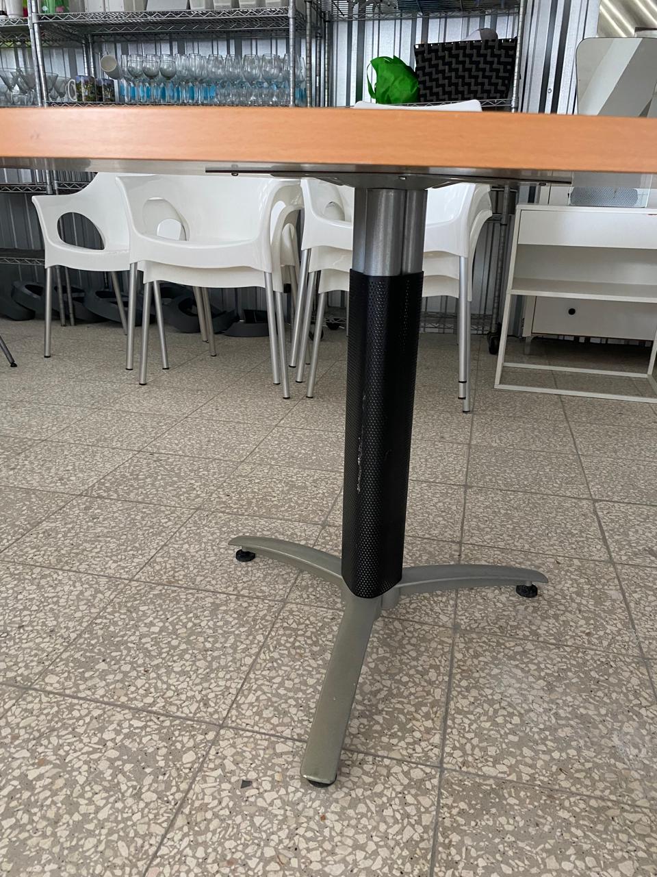 muebles y colchones - mesa redonda de 4-6 personas sin sillas 2