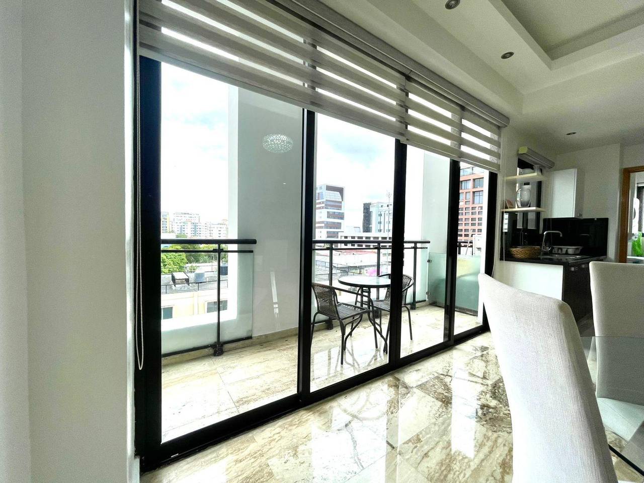 apartamentos - Moderno apartamento amueblado en piantini  8