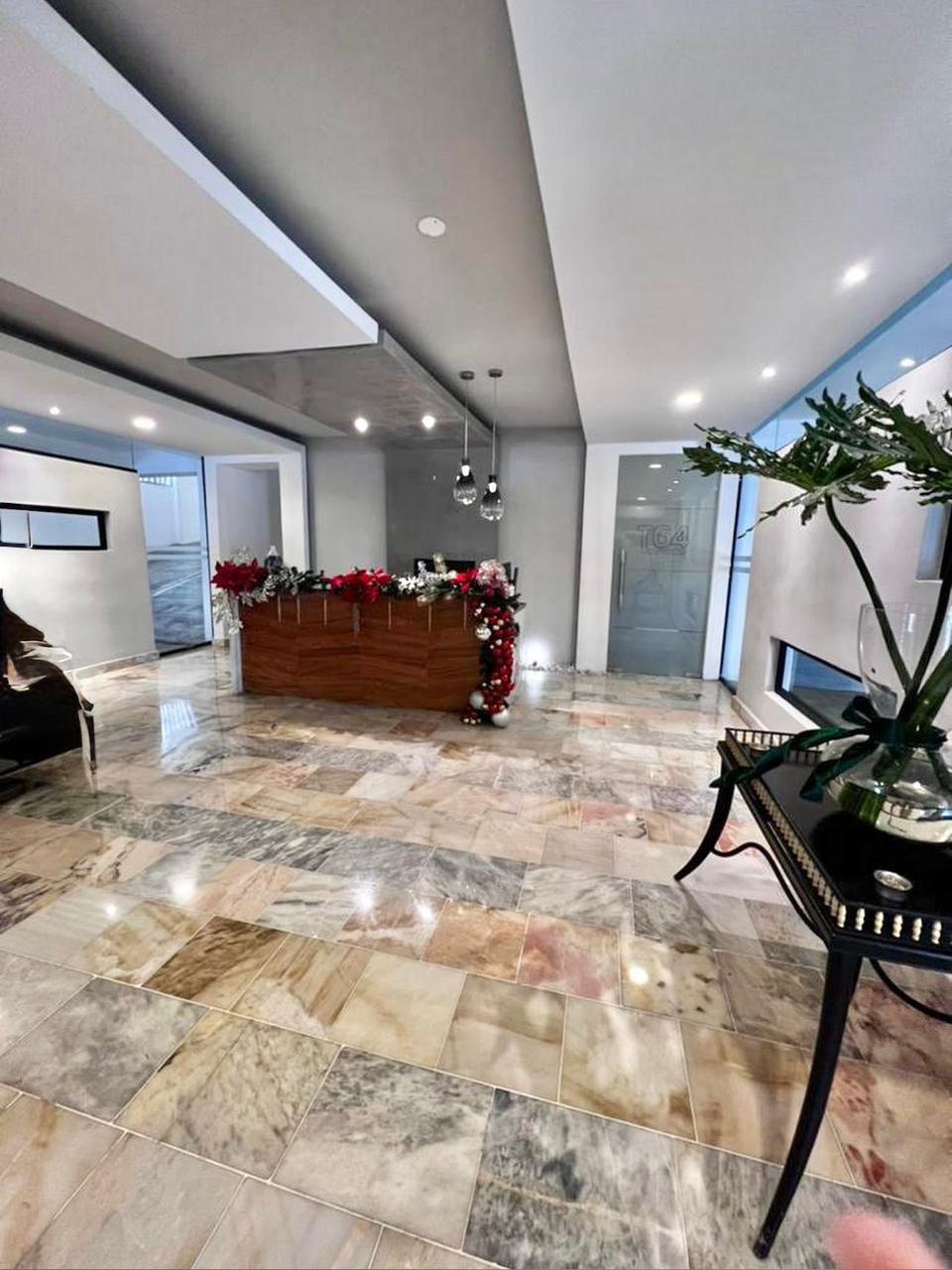 apartamentos - Apartamento en Venta y Alquiler Amueblado– PARAÍSO 1