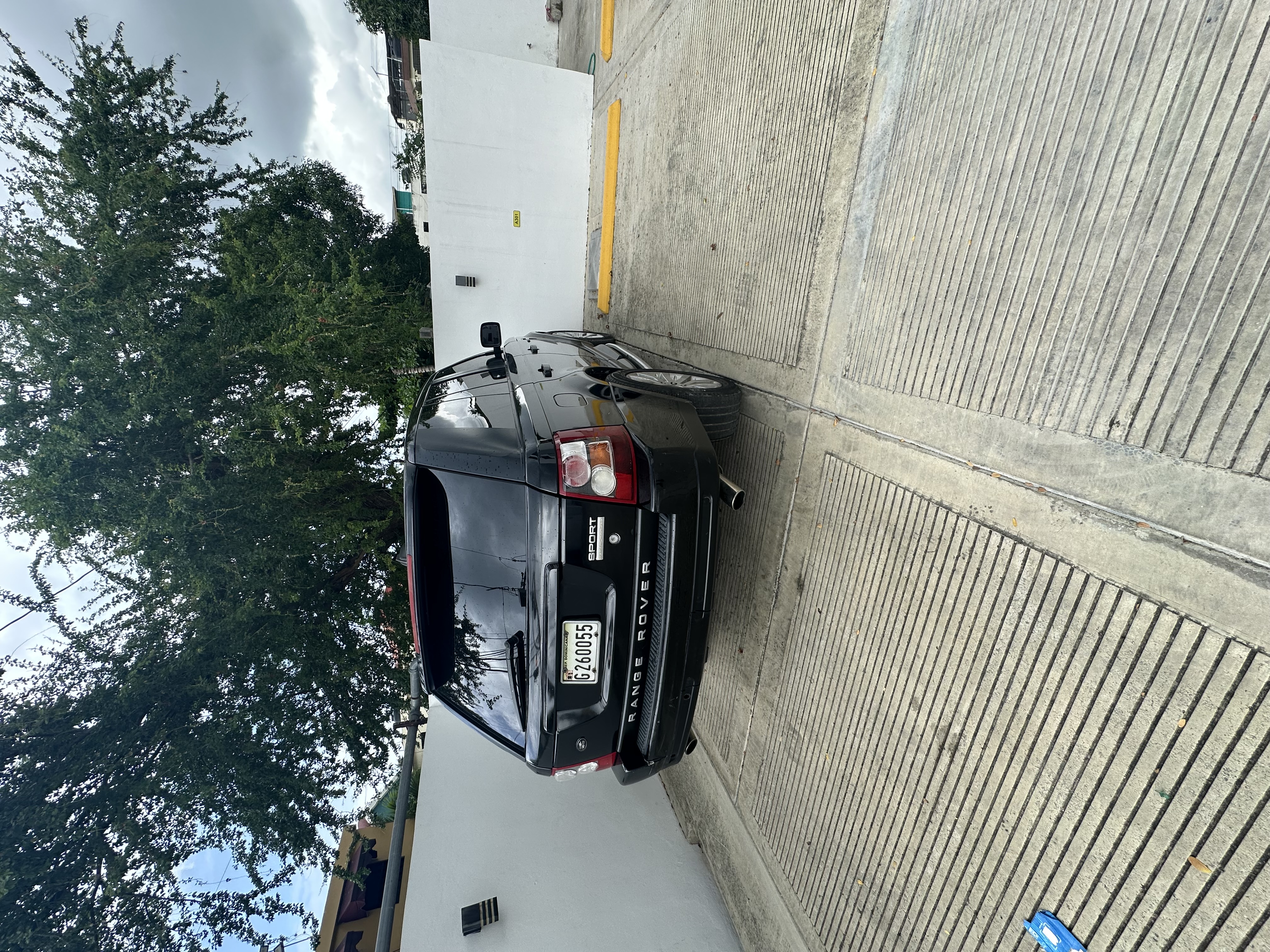 jeepetas y camionetas - Motivo de venta el vehículo ahora es muy pequeño   3