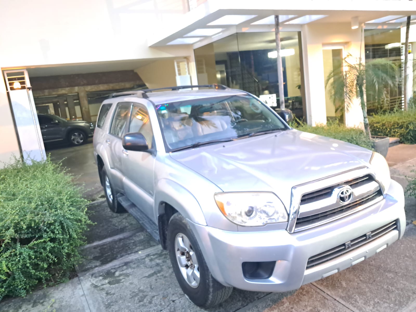 jeepetas y camionetas - Toyota 4Runer 2008 como nueva, nueva, unica dueña, 4