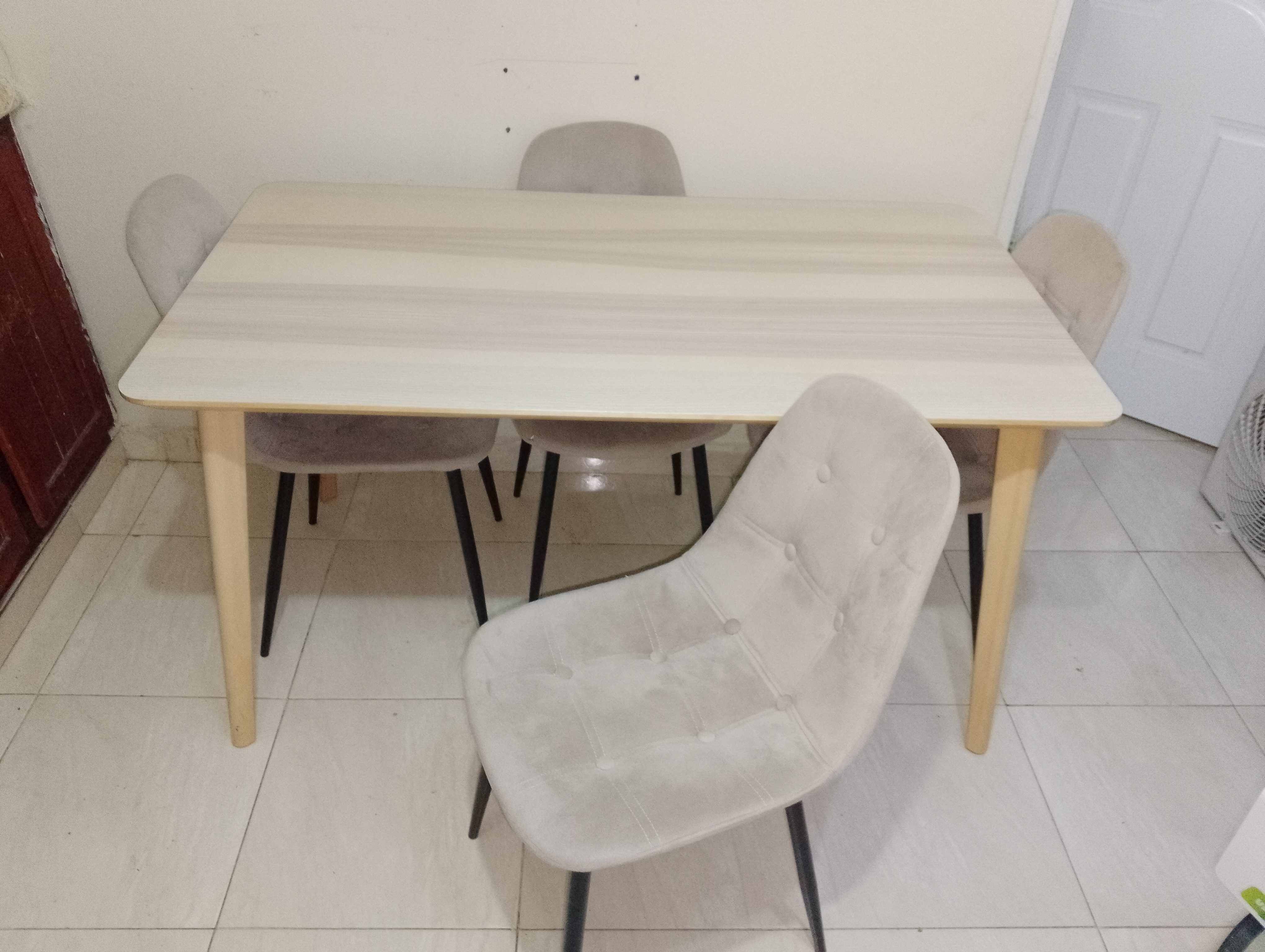 muebles y colchones - Comedor y mesa de centro 0