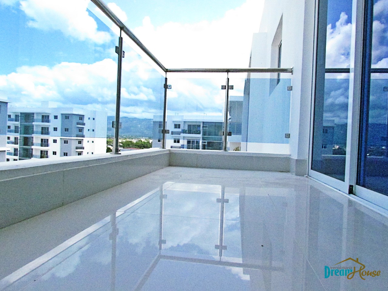 apartamentos - APARTAMENTO MODERNO CON ELEVADOR, PISCINA Y GYM 3