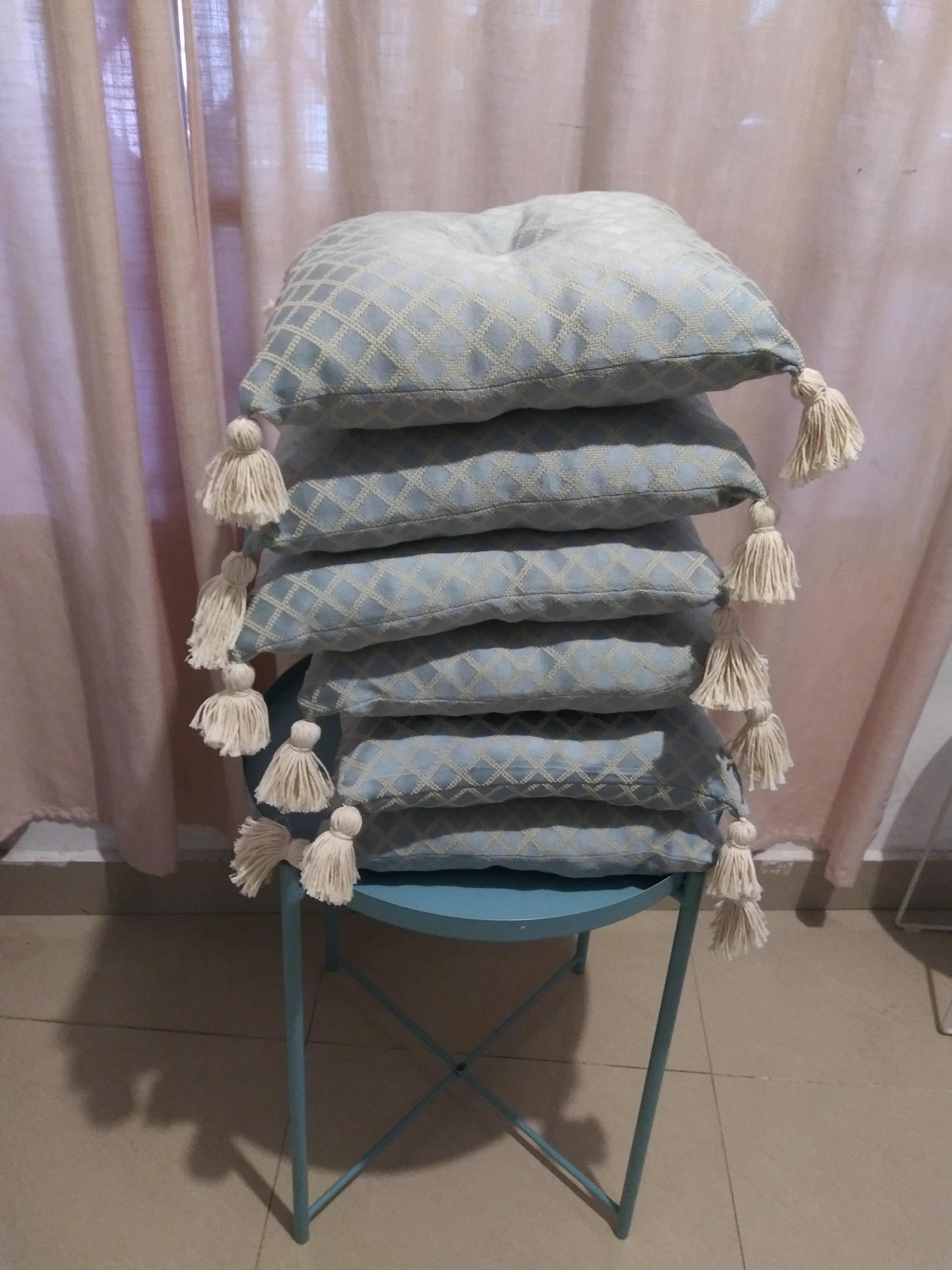 decoración y accesorios - Hermoso Juego de cojines de 6 con su centro de mesa  1