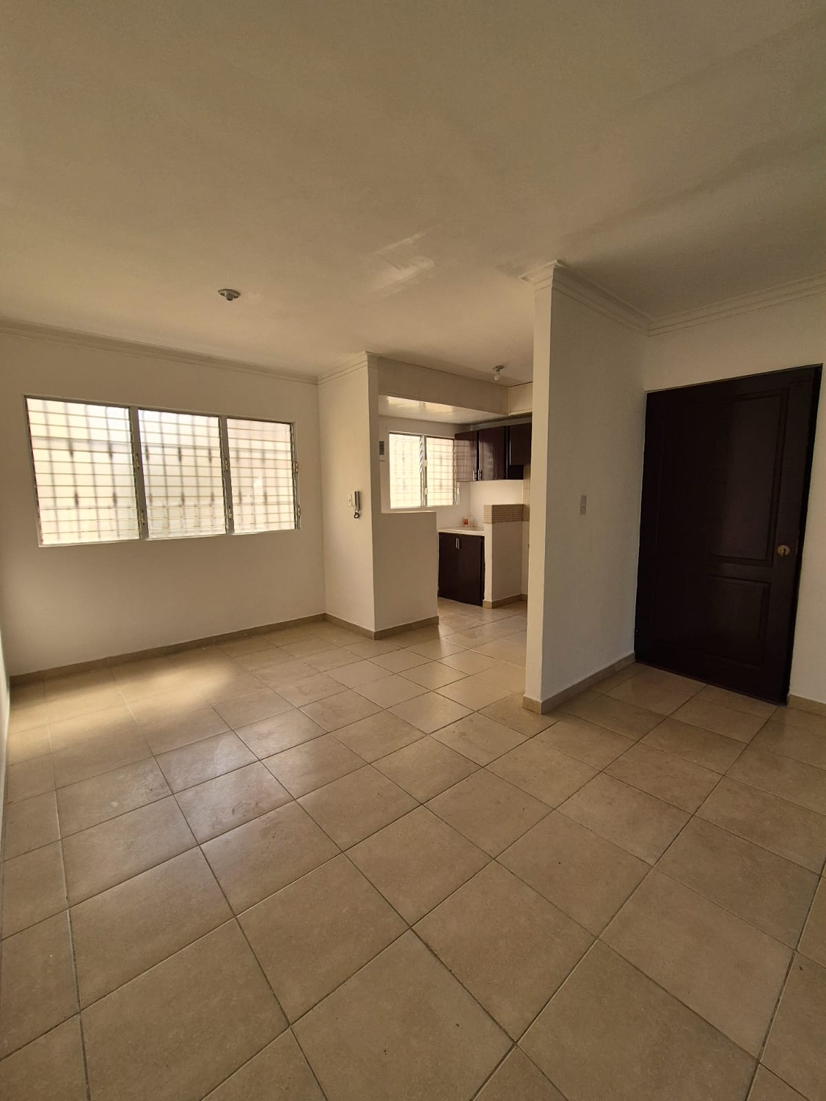 apartamentos - VENDO BELLO APARTAMENTO TERCER PISO .Residencial C 6