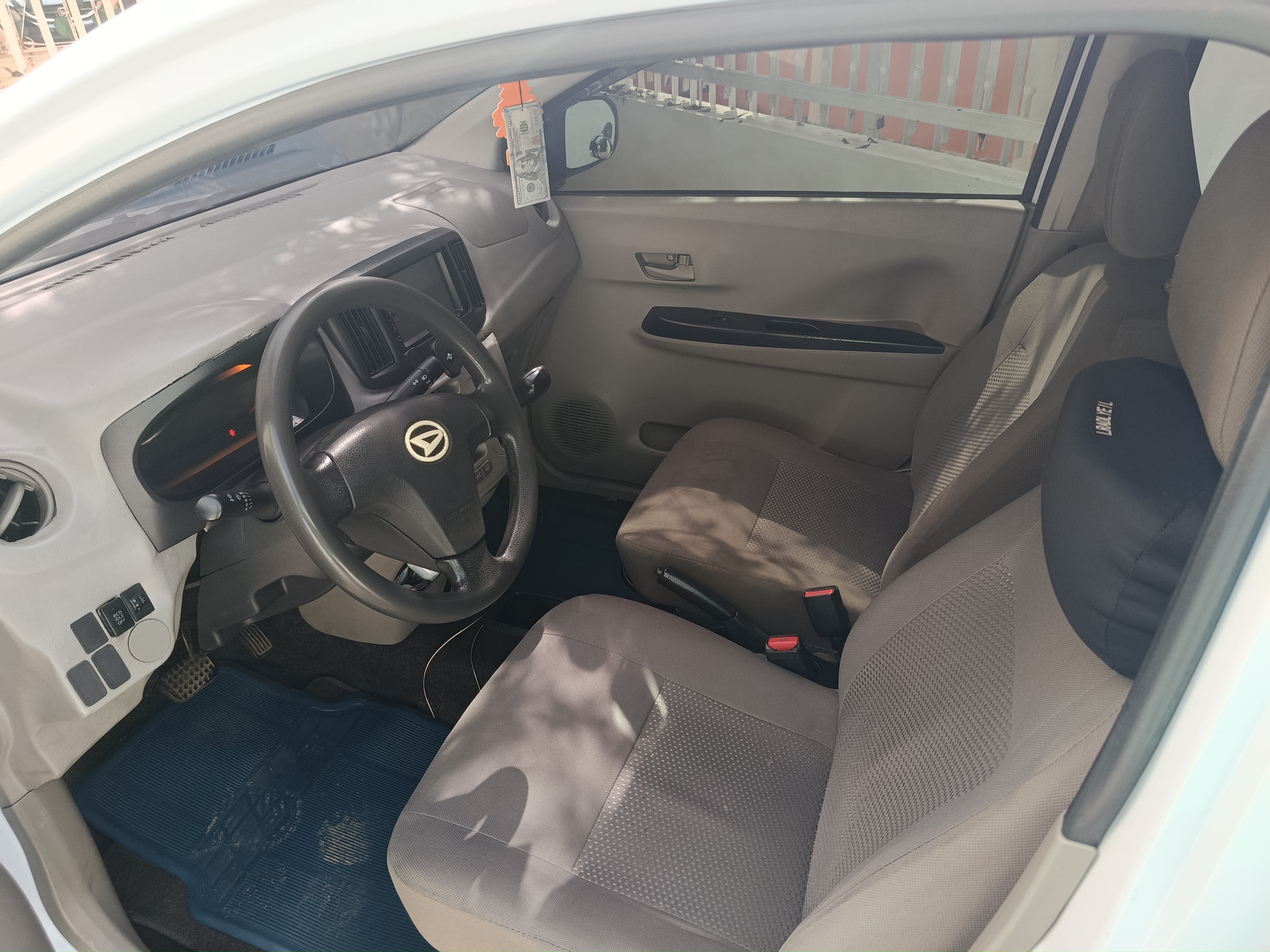 carros - Daihatsu mira 2014 Traspaso 7