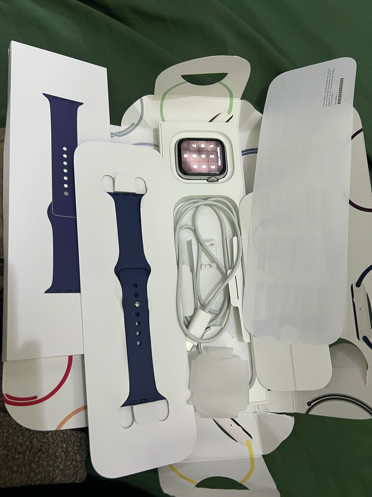 otros electronicos - Apple Watch SE (Gen 2, 44mm Siiver Al Denim SB S/M GPS Baterry %100 4