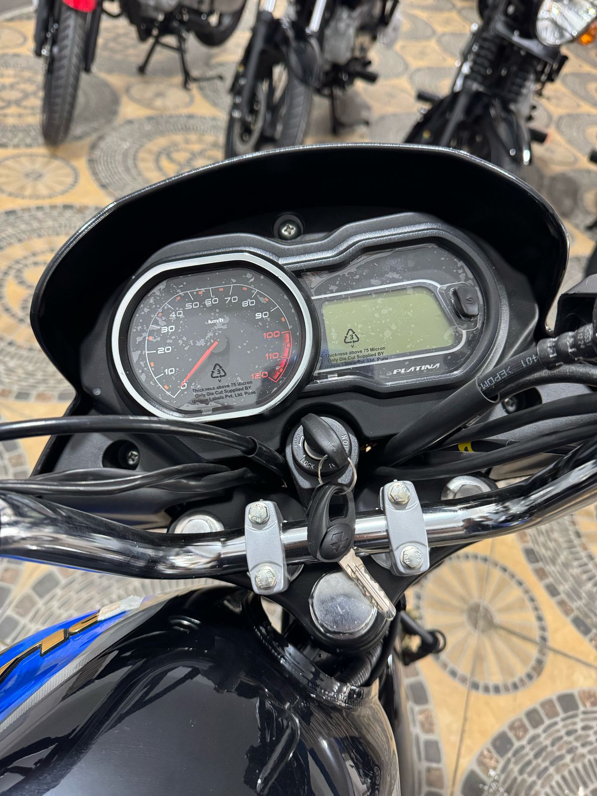 motores y pasolas - BAJAJ PLATINA 125cc 7