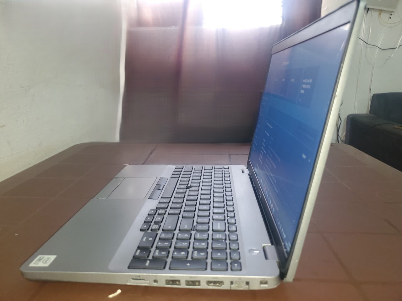 computadoras y laptops - DELL LATITUDE 5510 DE OPORTUNIDAD  3