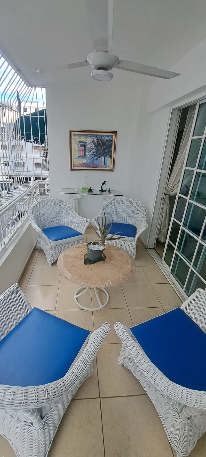 apartamentos - APARTAMENTO AMUEBLADO EN EL EVARISTO MORALES,130.M 4