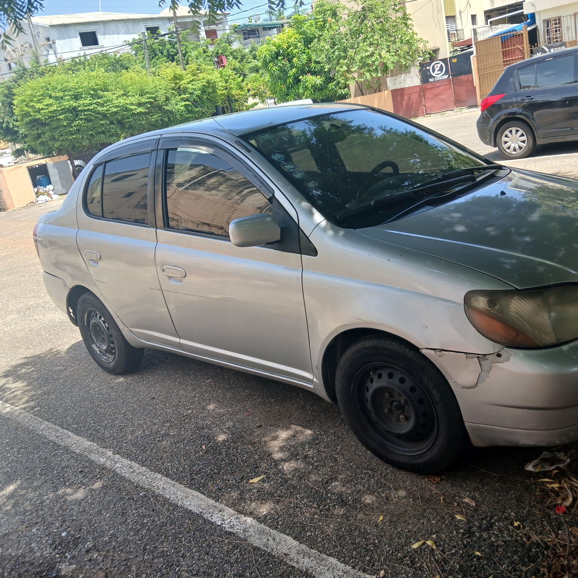 carros - SE VENDE NEGOCIABLE 5
