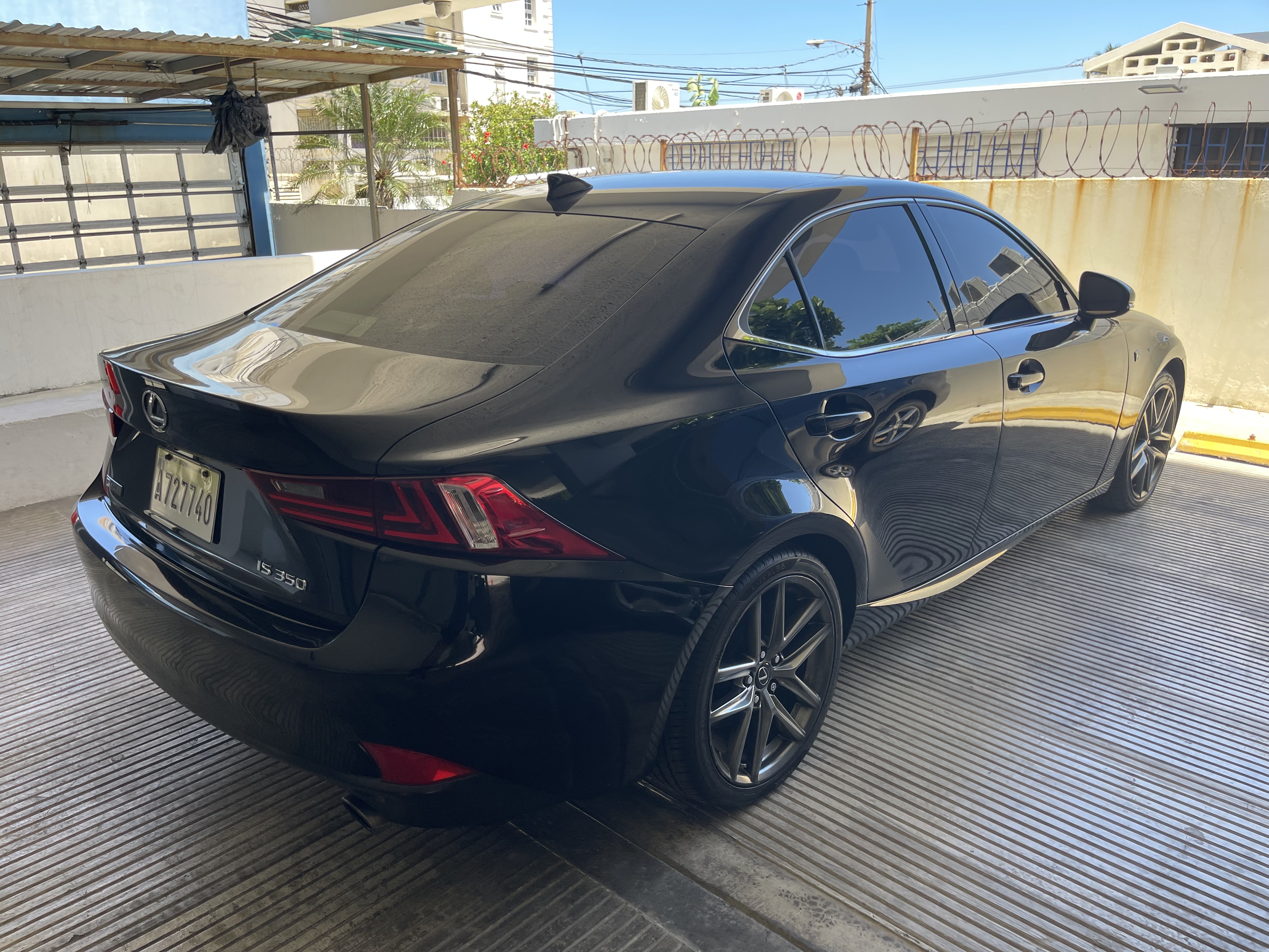 carros - Carro Lexus IS350, Santo Domingo Distrito Nacional 2