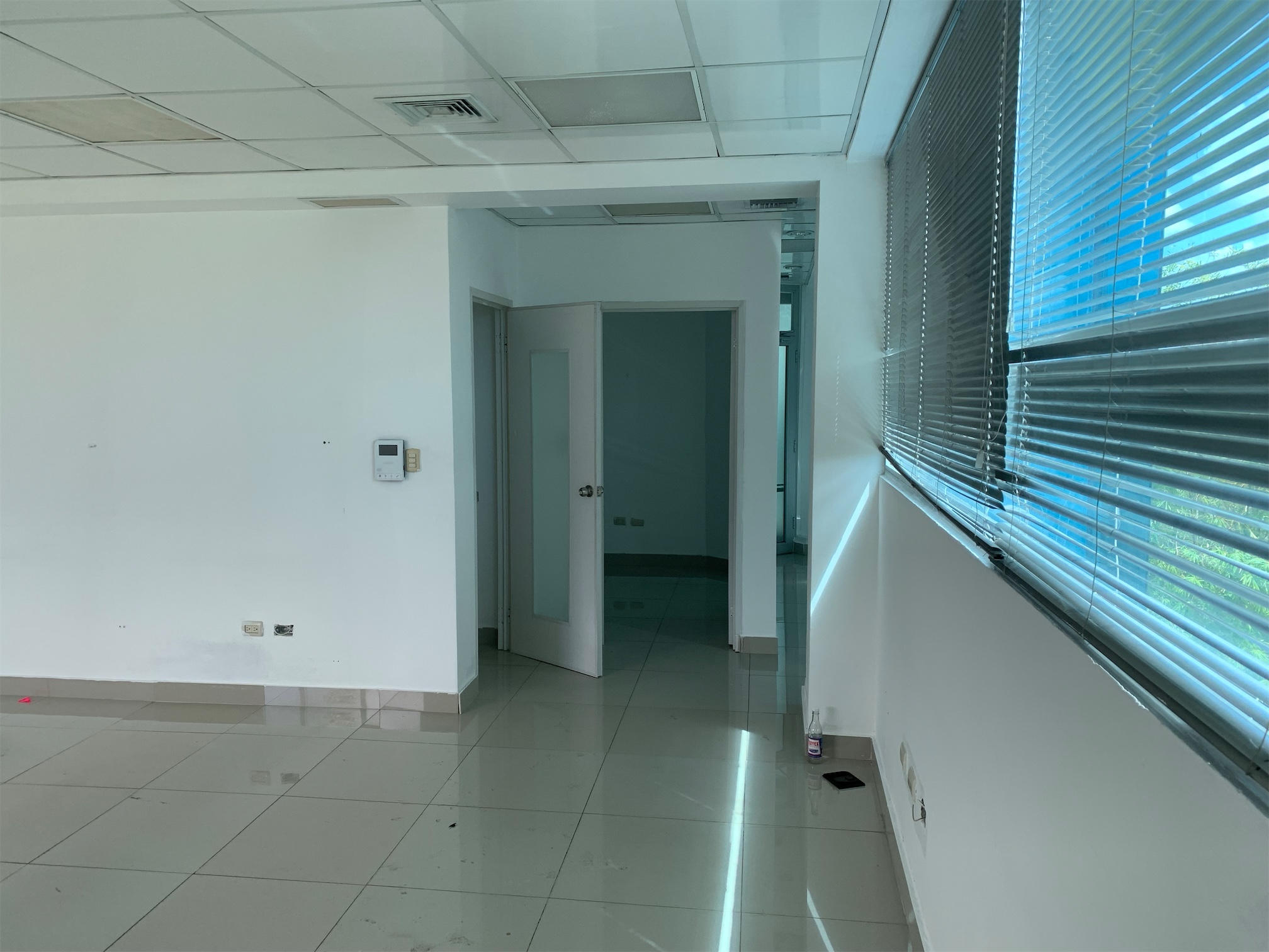 oficinas y locales comerciales - Oficina en torre corporativa Prados 2