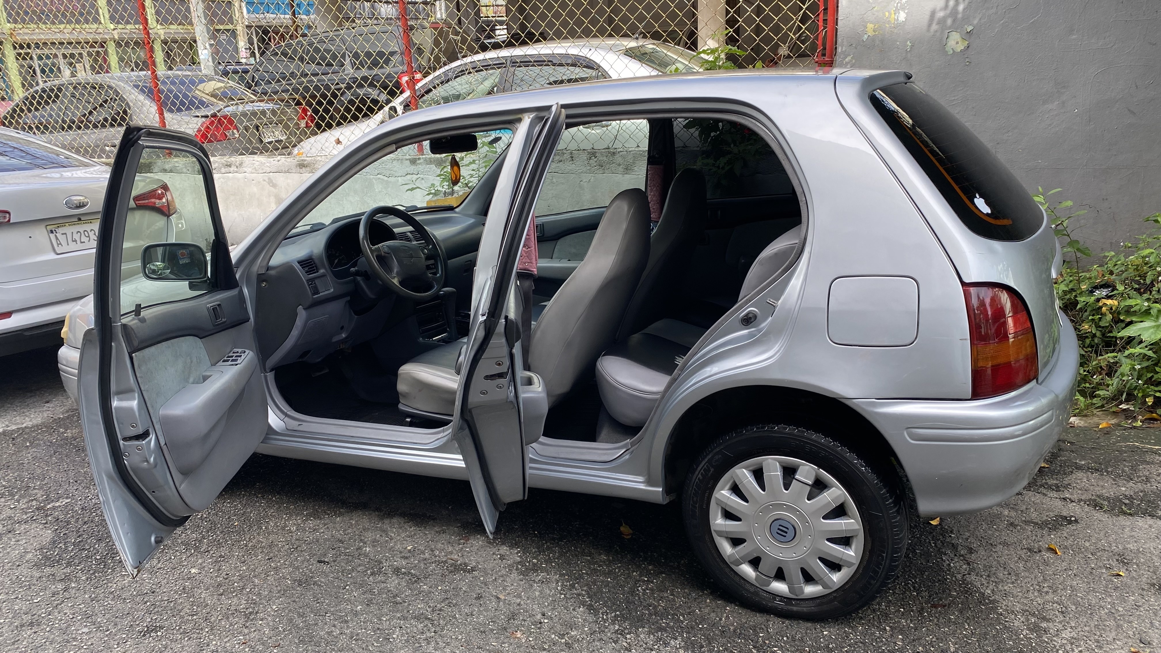 carros - Toyota starlet  1