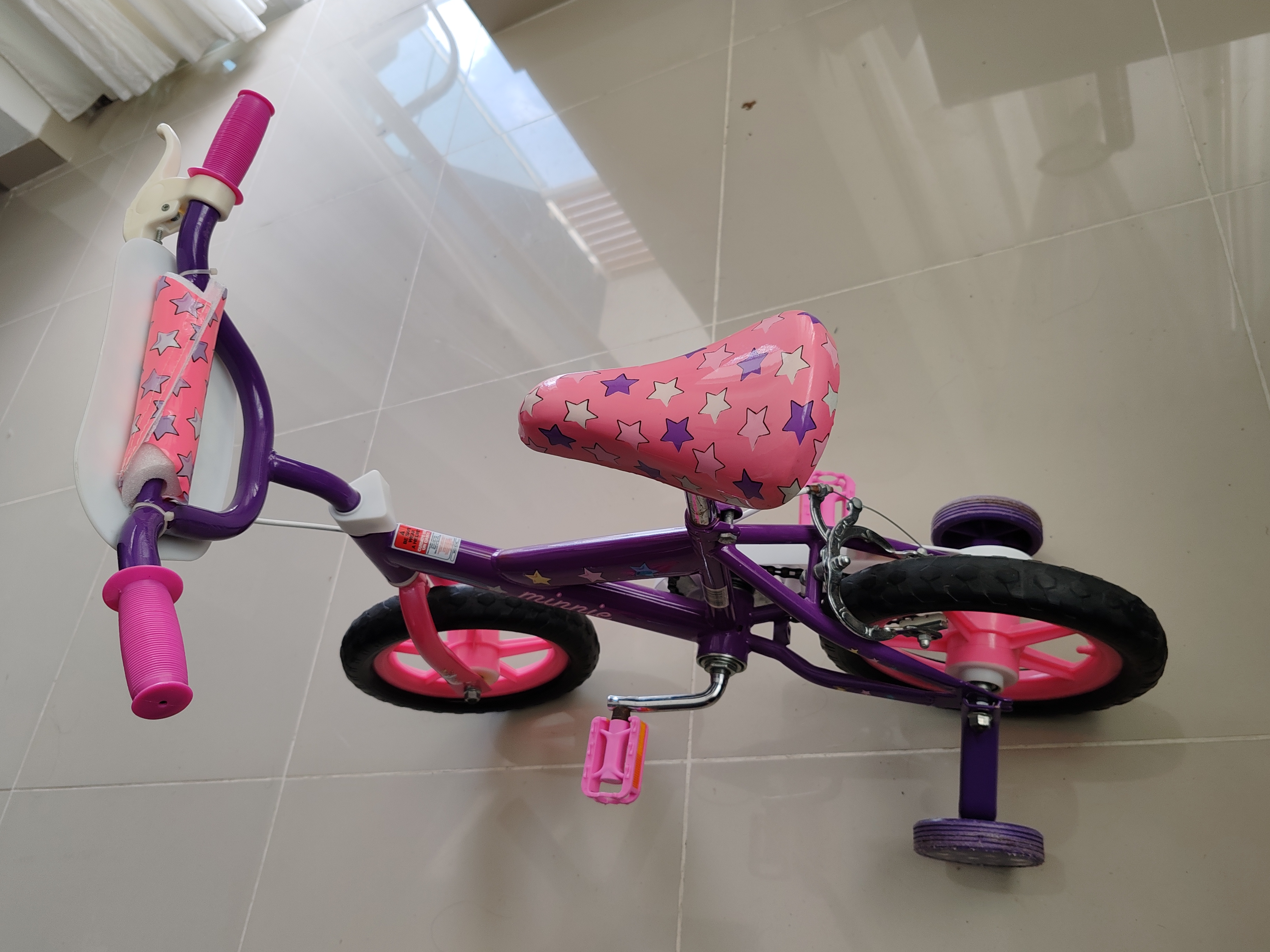 bicicletas y accesorios - Bicicleta  12 para niñas, diseño de Mimie Disney. Poco uso.  2