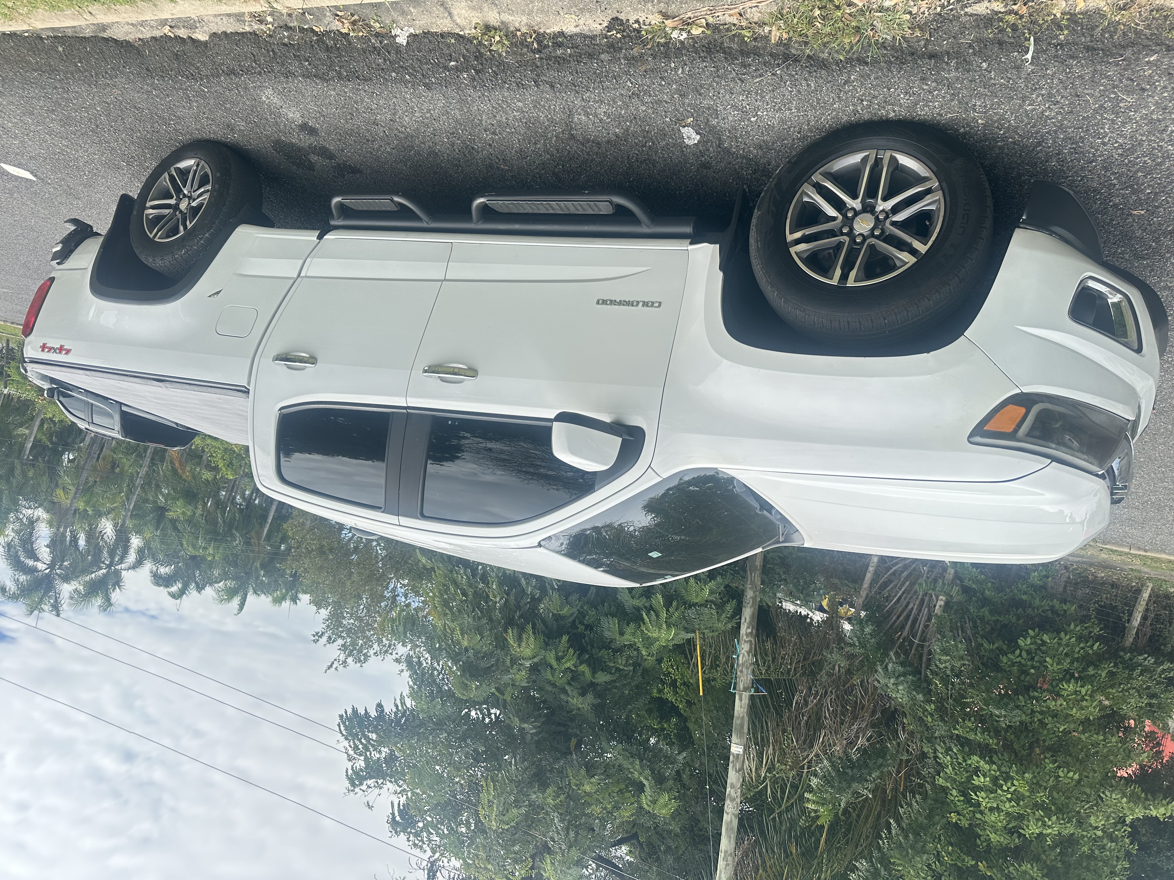 jeepetas y camionetas - La más nueva del país  7
