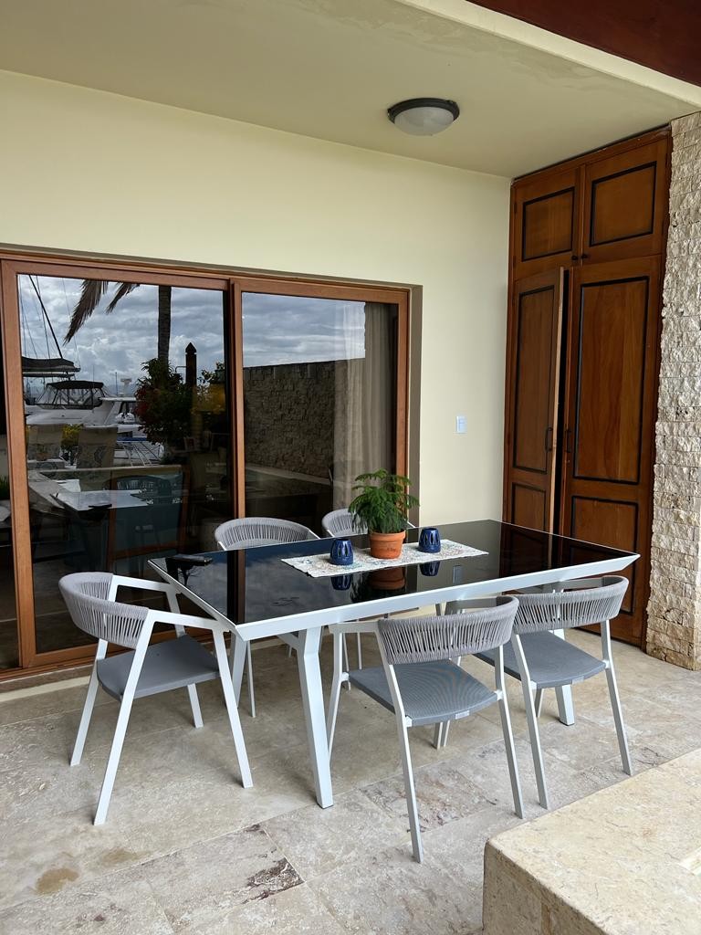 casas vacacionales y villas - Villa en venta de oportunidad en Bahia Samana 5
