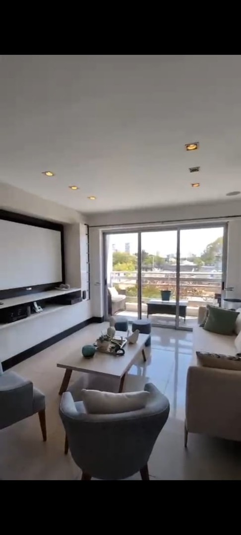 apartamentos - La Julia, D.N. apartamento. av. Lincoln y Sarazota.
US $225,000 3