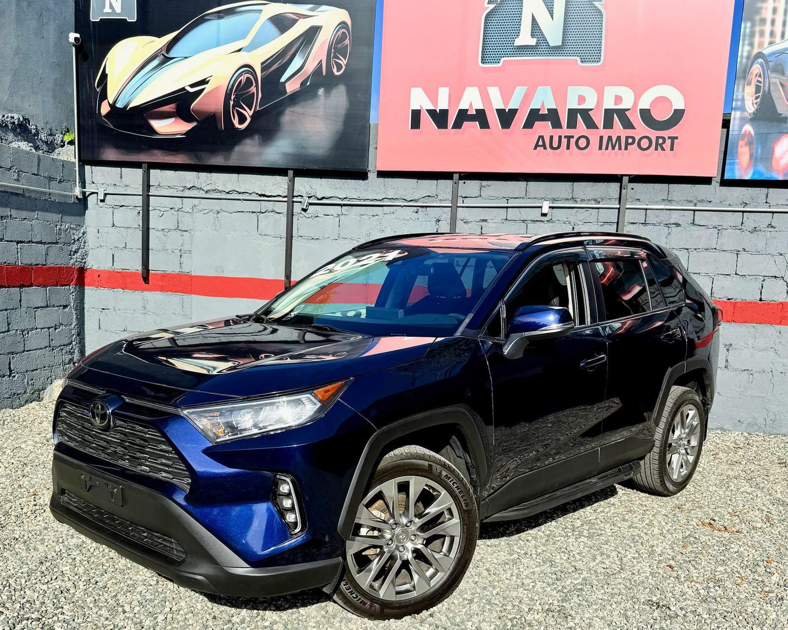 jeepetas y camionetas - TOYOTA RAV4 XLE 2021  