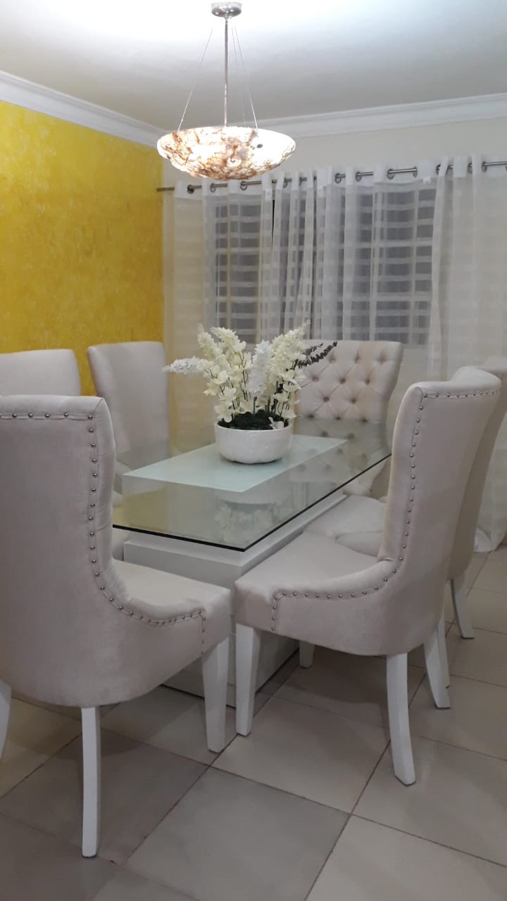 muebles y colchones - Mesa de comedor estilo clásica