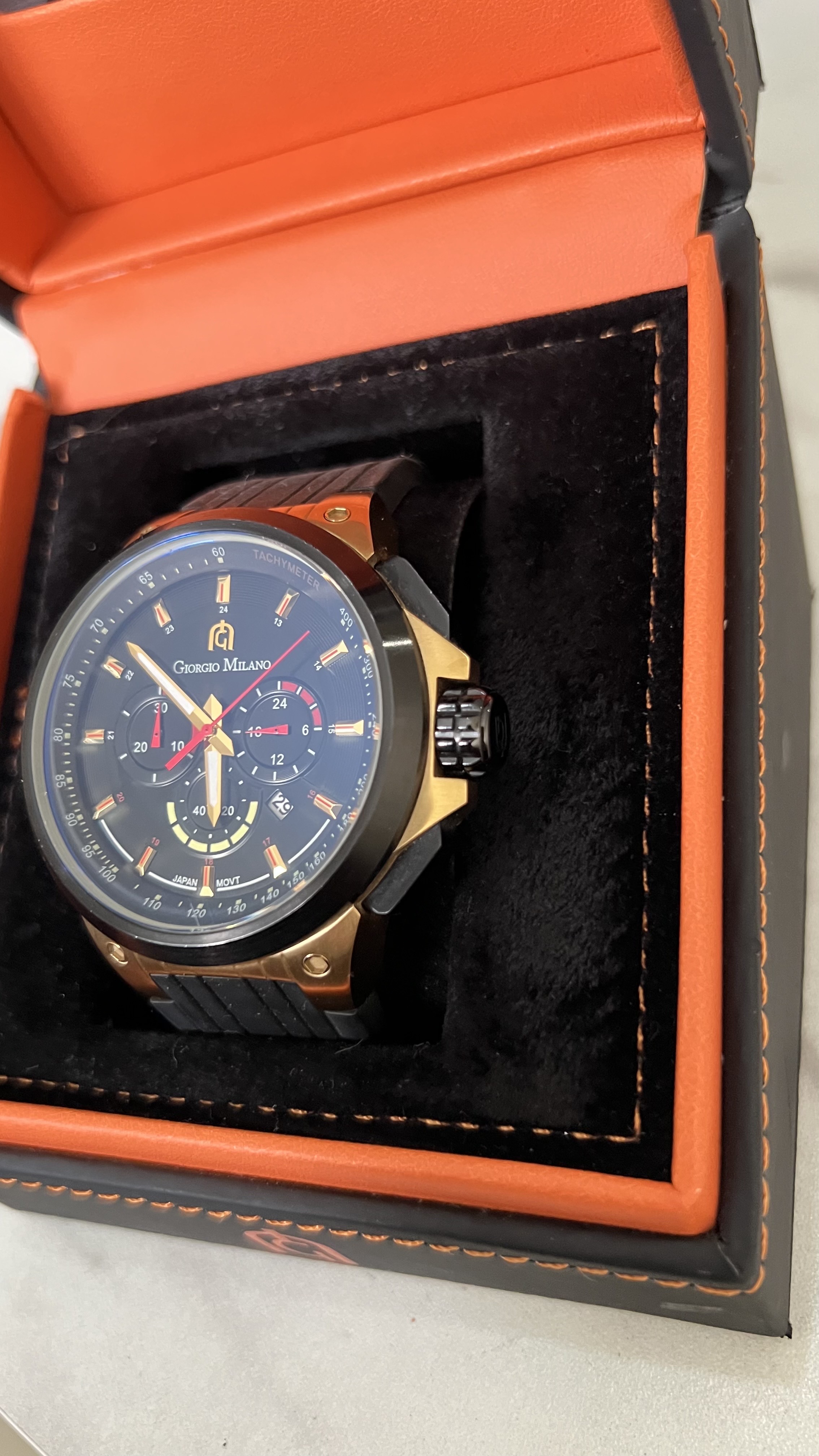 joyas, relojes y accesorios - Giorgio Milano Antonio 225 en buen estado y buen precio 