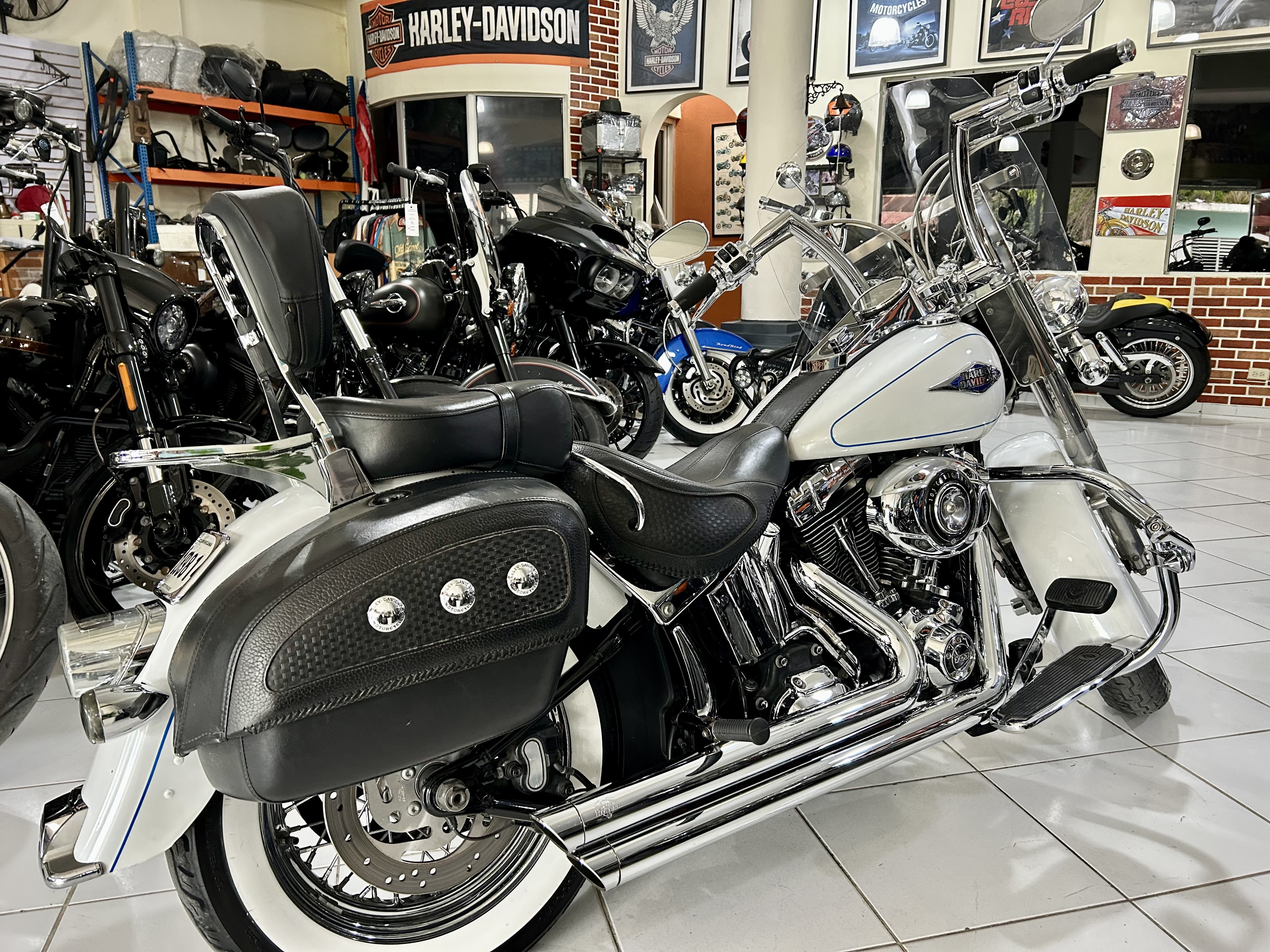motores y pasolas - Harley Davidson Heritage año 2013 3