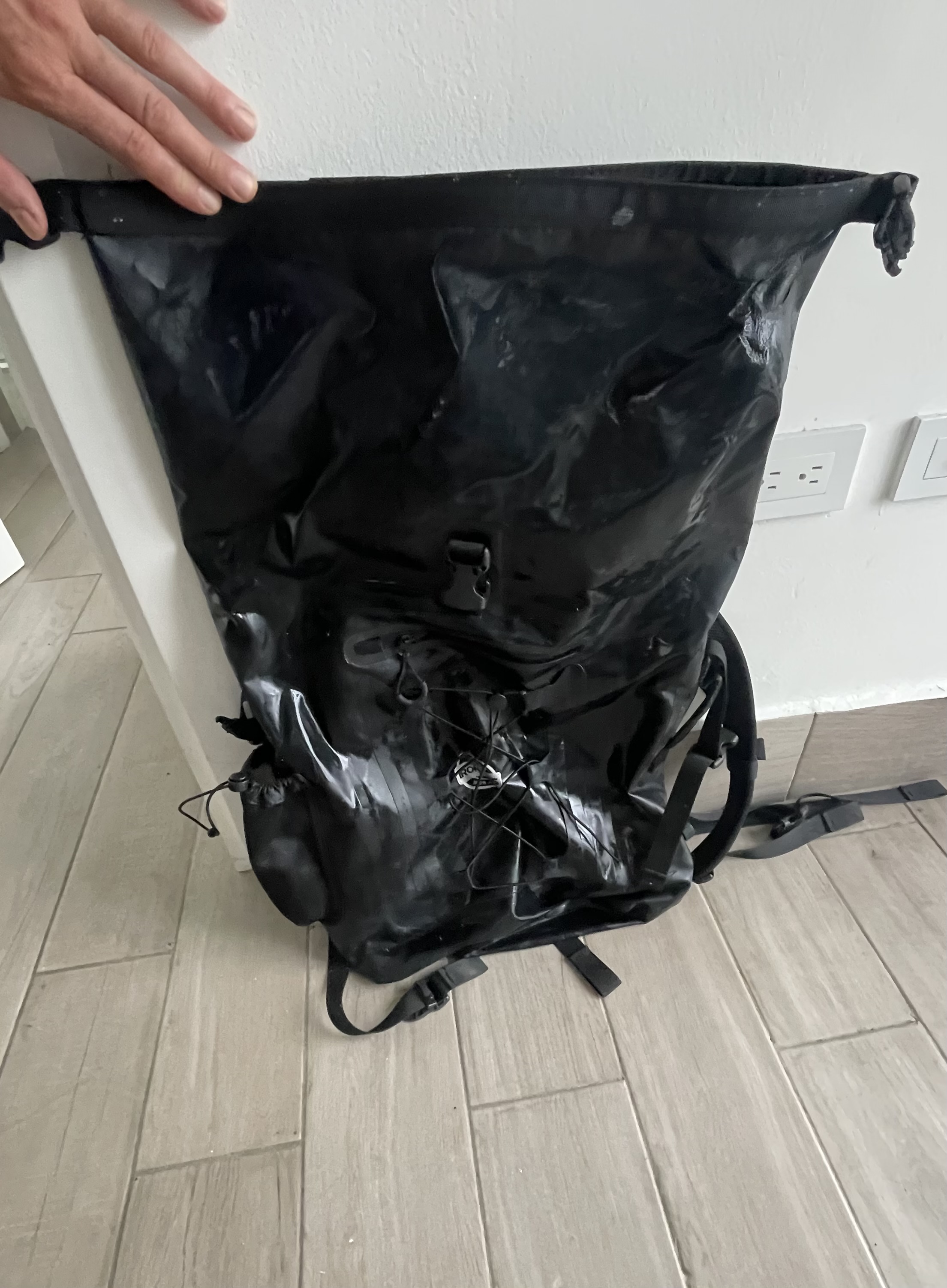 accesorios para vehiculos - maleta por motor 0