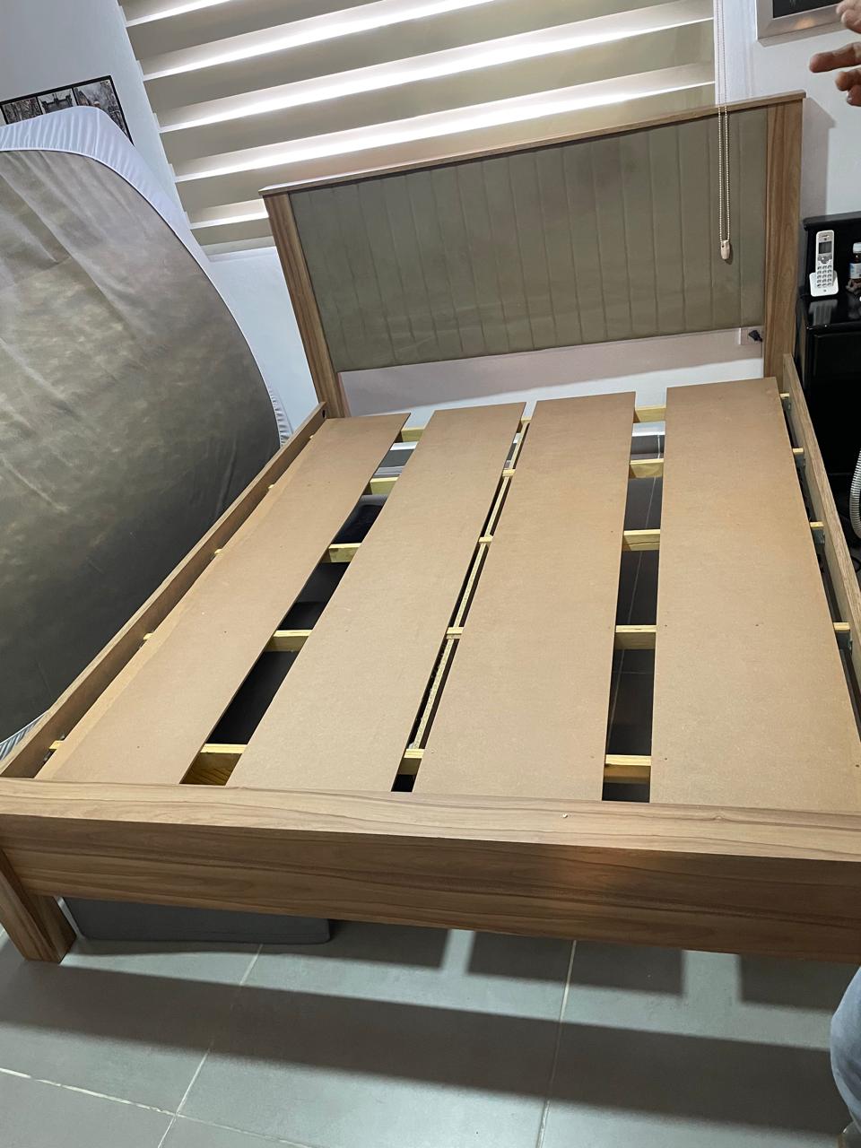 muebles y colchones - cama queen en madera brasileña 1