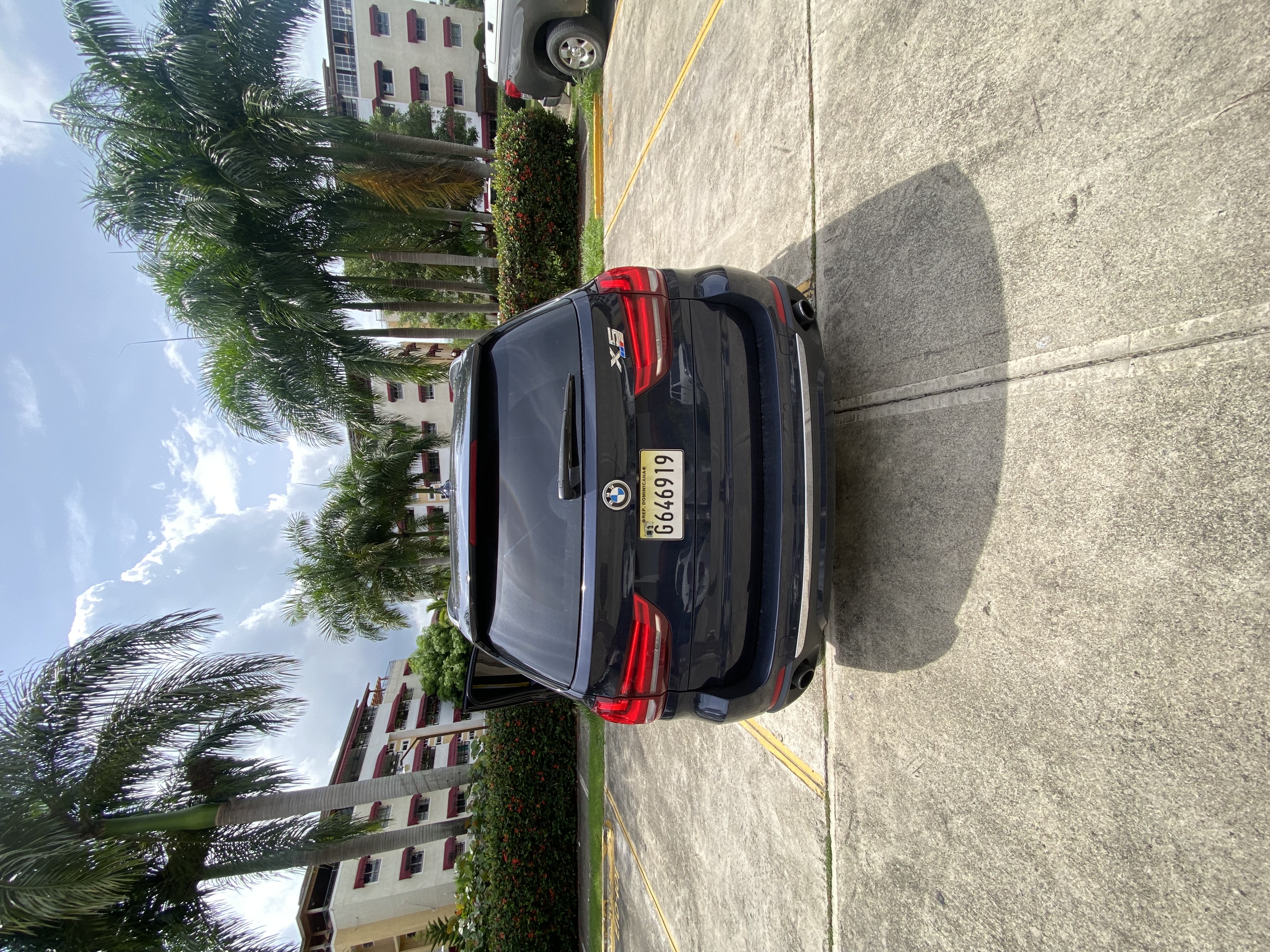 jeepetas y camionetas - 2017 bmw x5 xDrive35i unico dueño como nueva $27,500 10