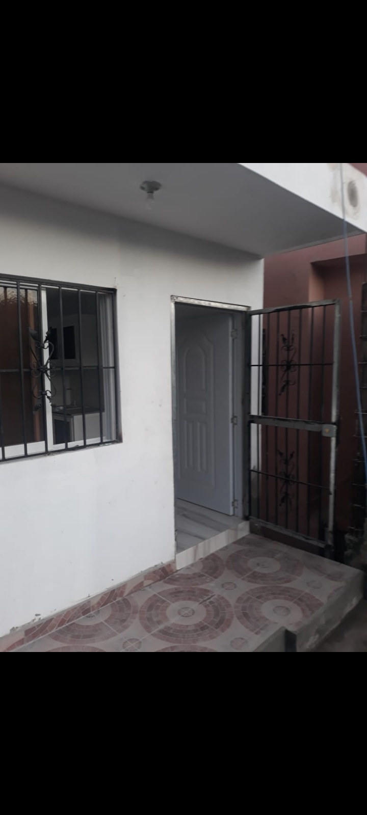 apartamentos - SE ALQUILA APARTAMENTO-STUDIO NUEVO SIN EXTRENAR   1