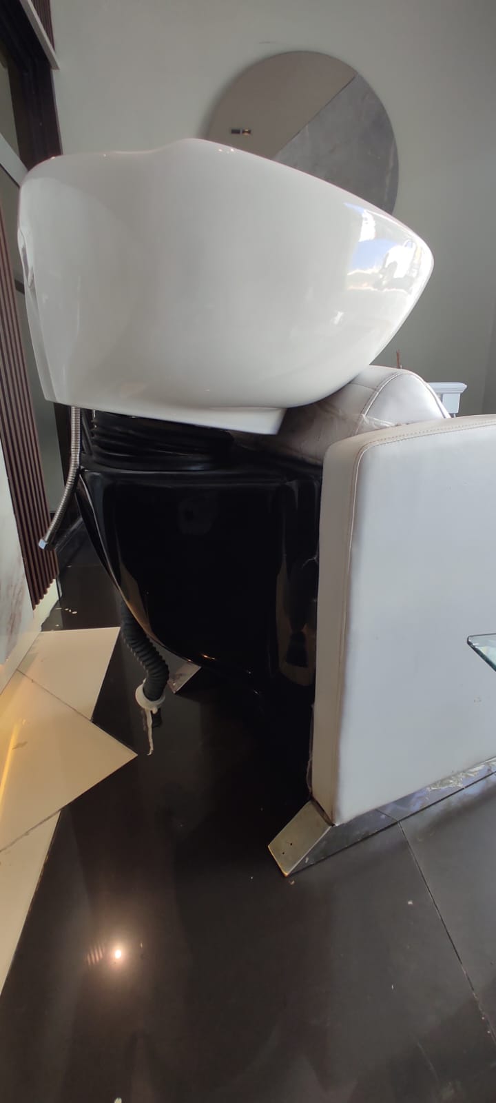 equipos profesionales - Elegante Lava cabezas  Disponible