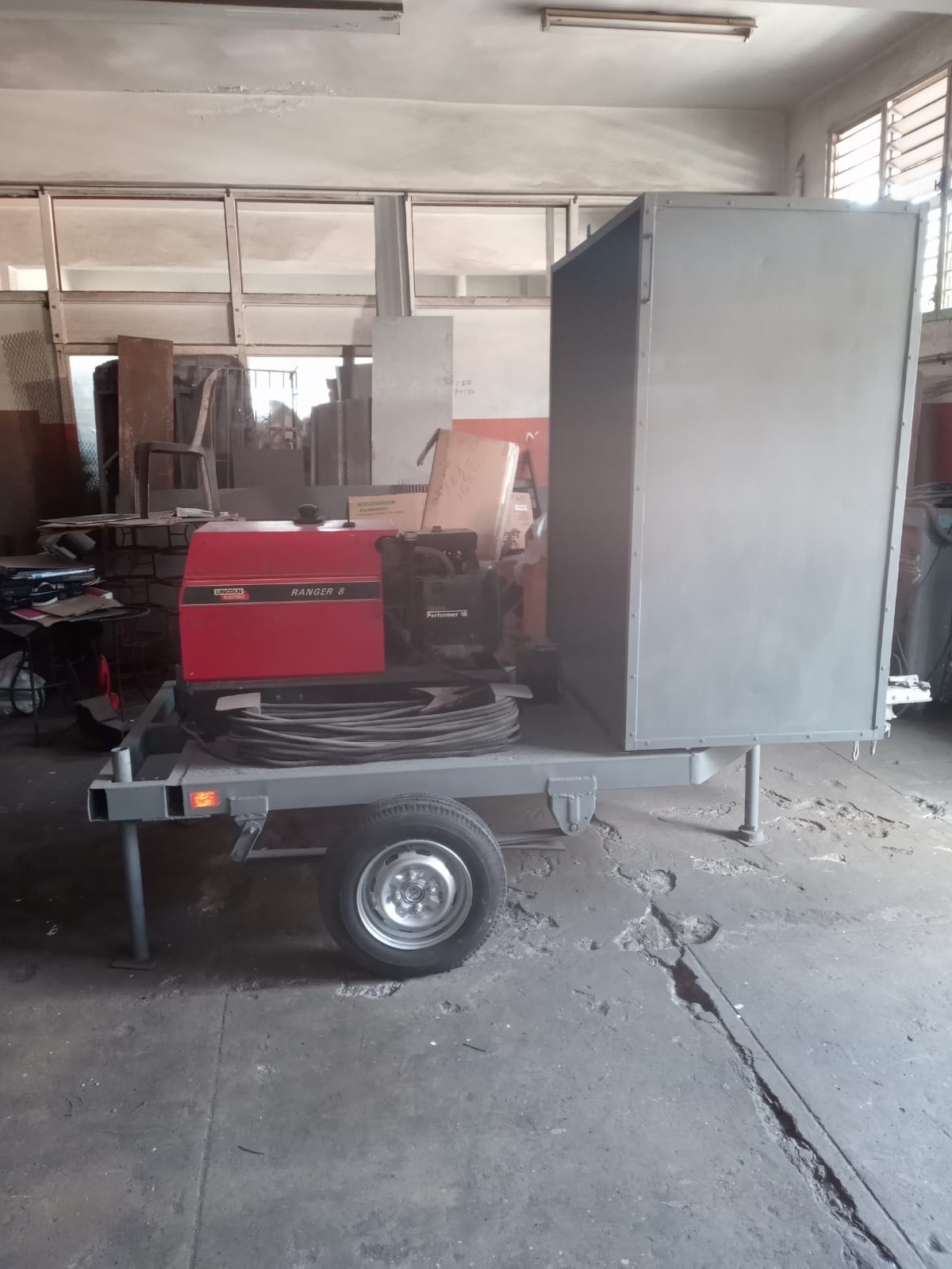 equipos profesionales - Moto - soldadora Lincoln de gasolina. 2