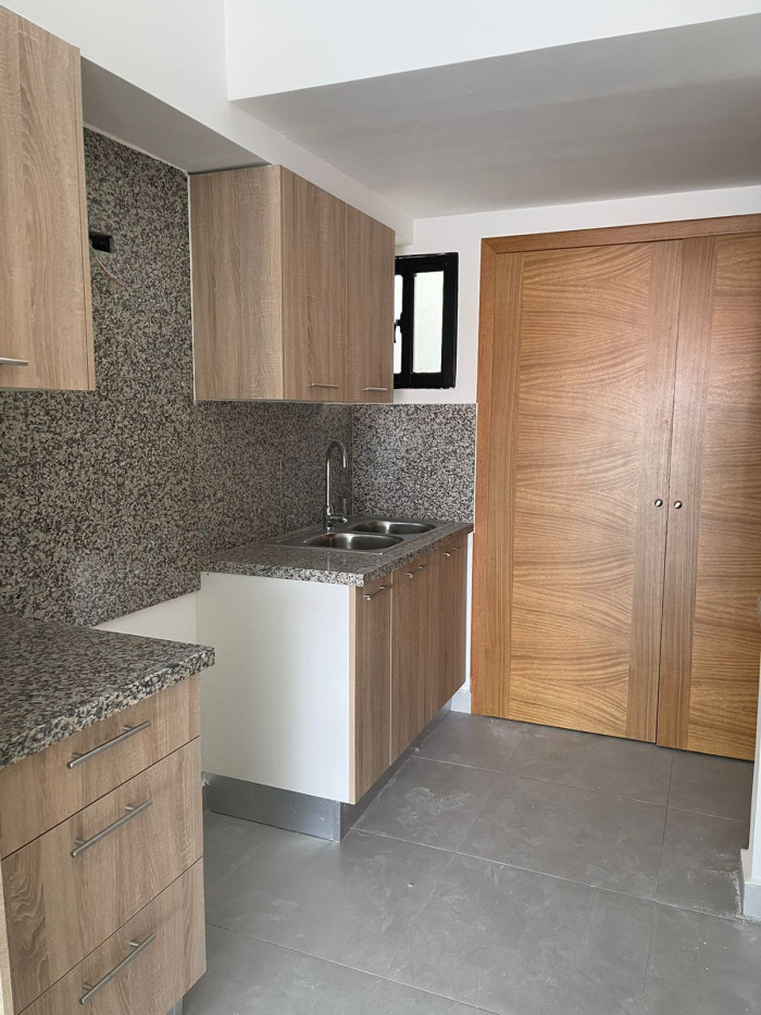 apartamentos - 🏢 Alquiler Apartamento en Evaristo Morales. 8
