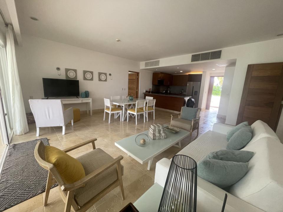apartamentos - Apartamento en venta frente a la playa de 2 habitaciones  At cap cana 6