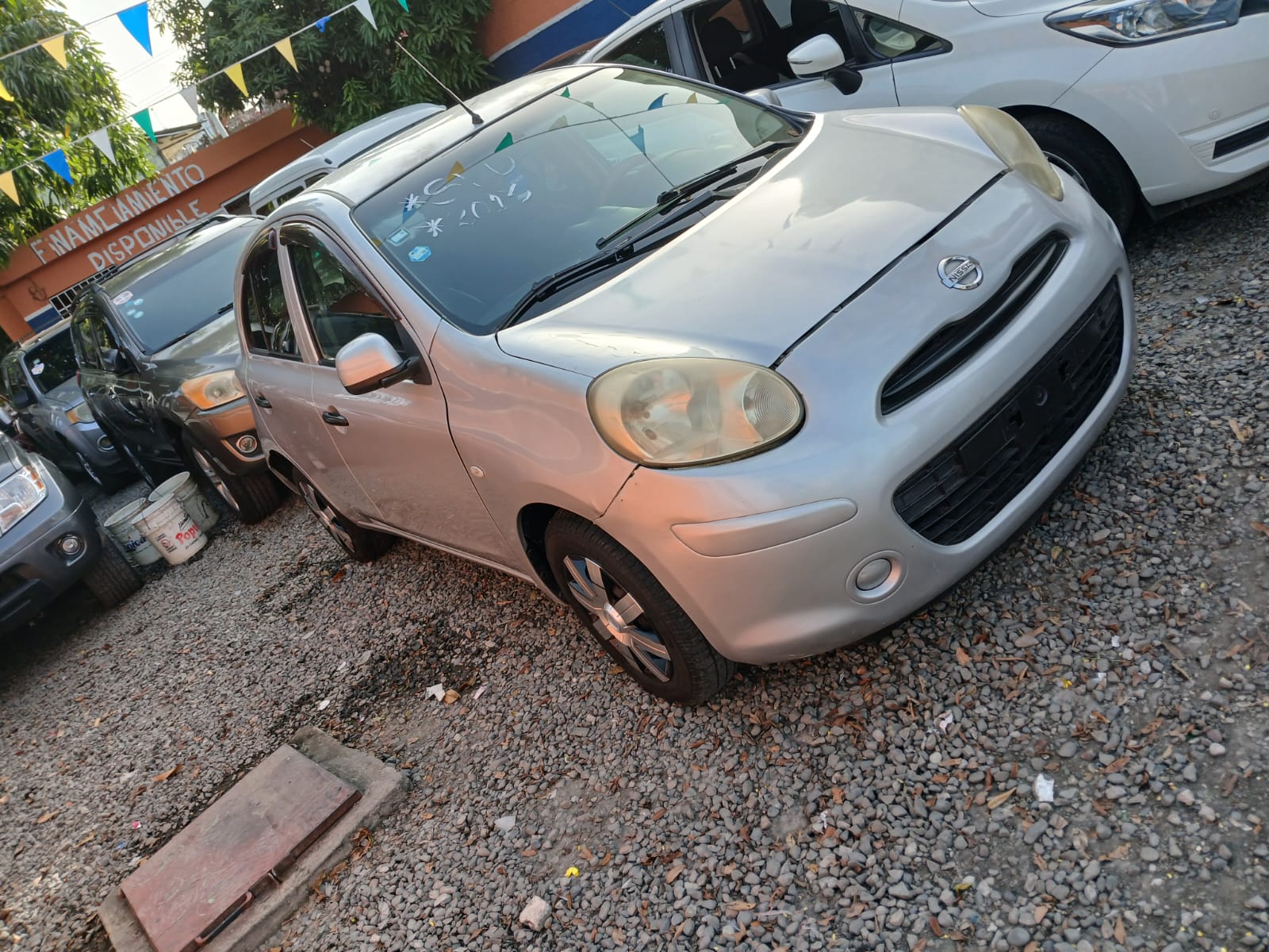 carros - Nissan march 013