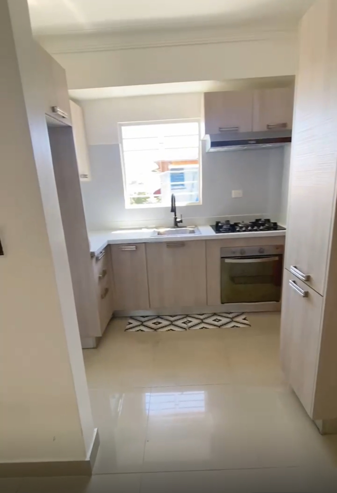 apartamentos - Apartamento en Colinas de Los Rios, Santo Domingo Este  2