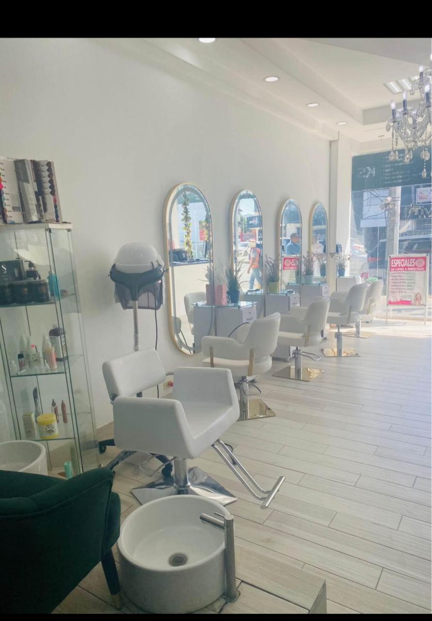 negocios en venta - Vendo Punto Comercial (Salón de Belleza) Amueblado 1