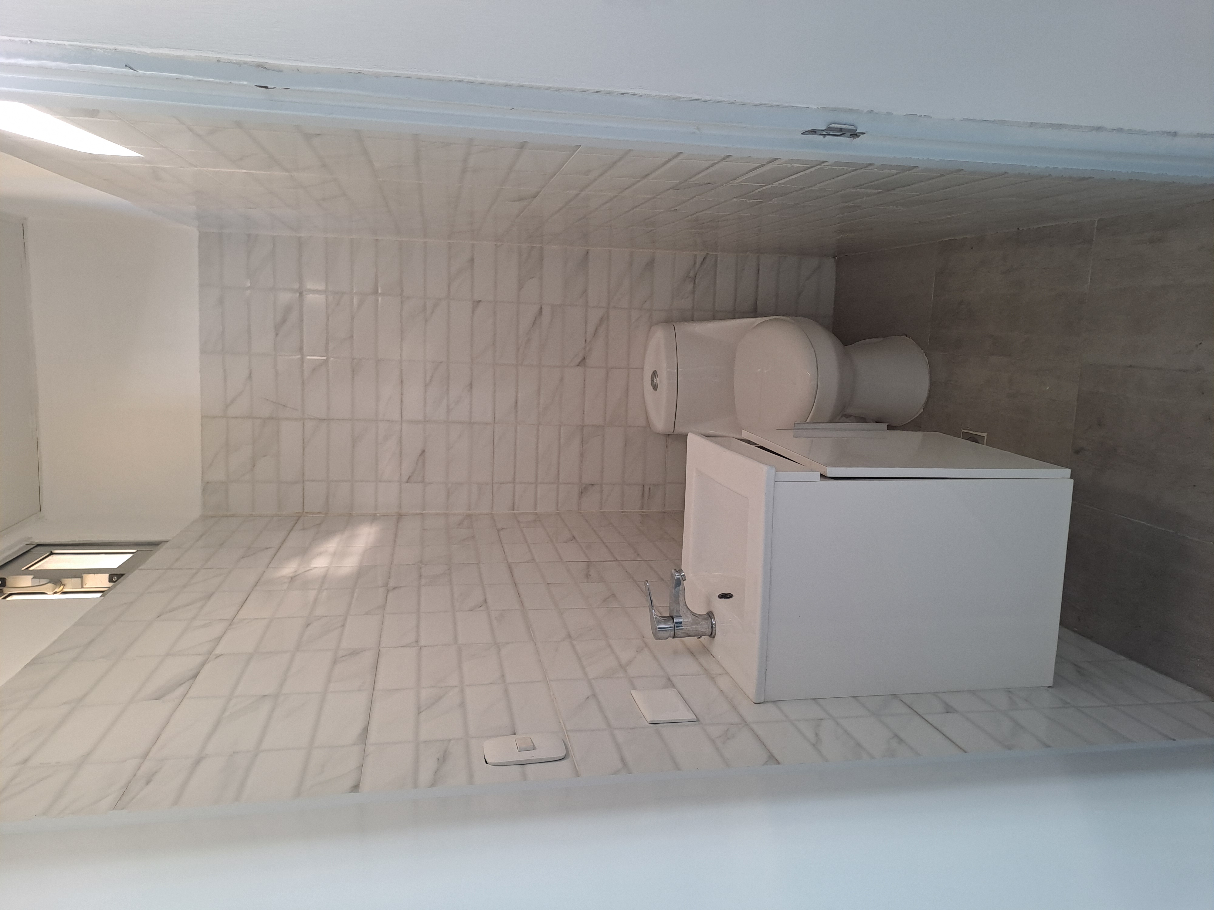 oficinas y locales comerciales - Alquilo local 3er piso 40 mts rn los prados  5